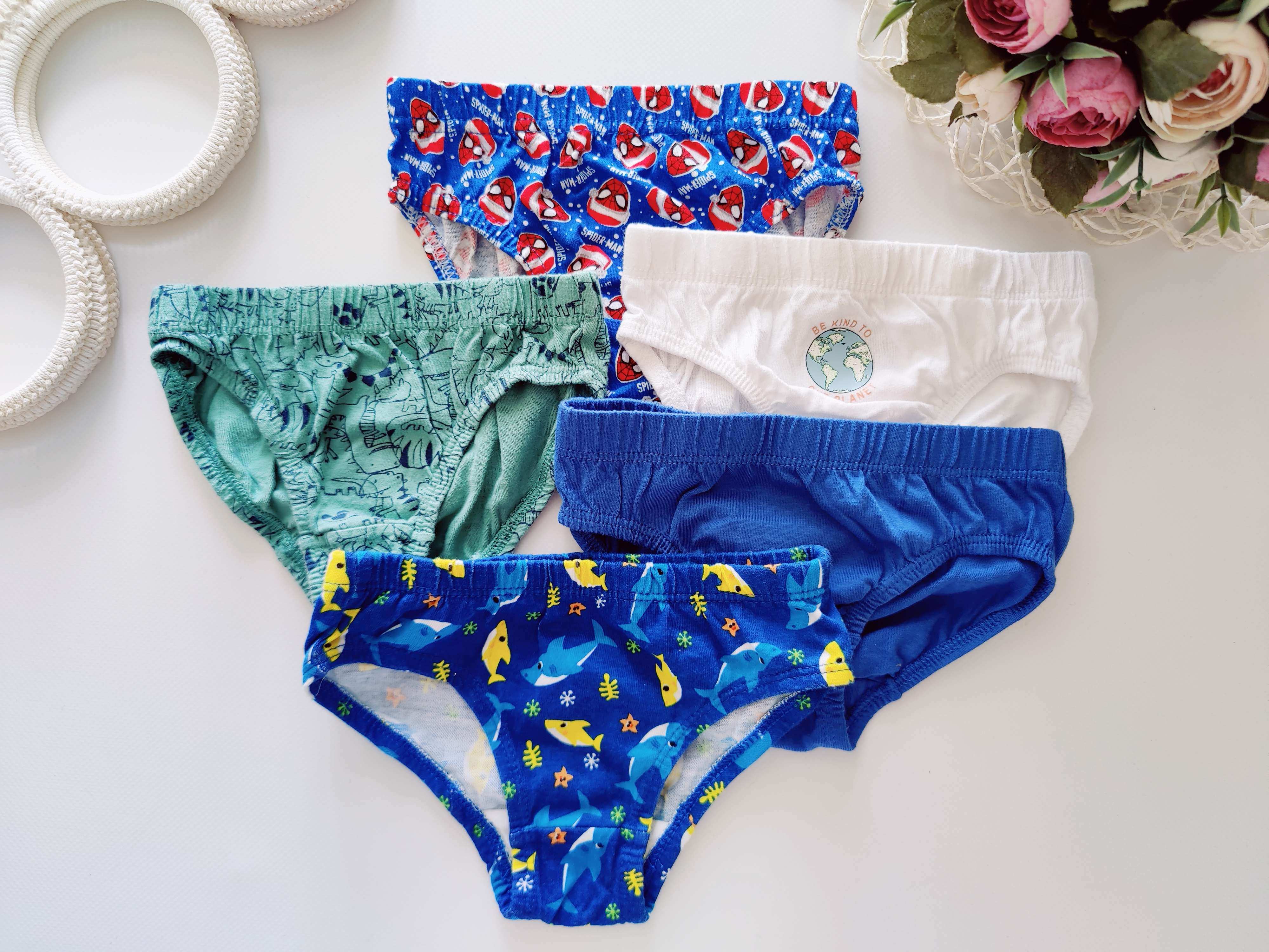 2,3 роки, зріст 98 Набір нових трусиків