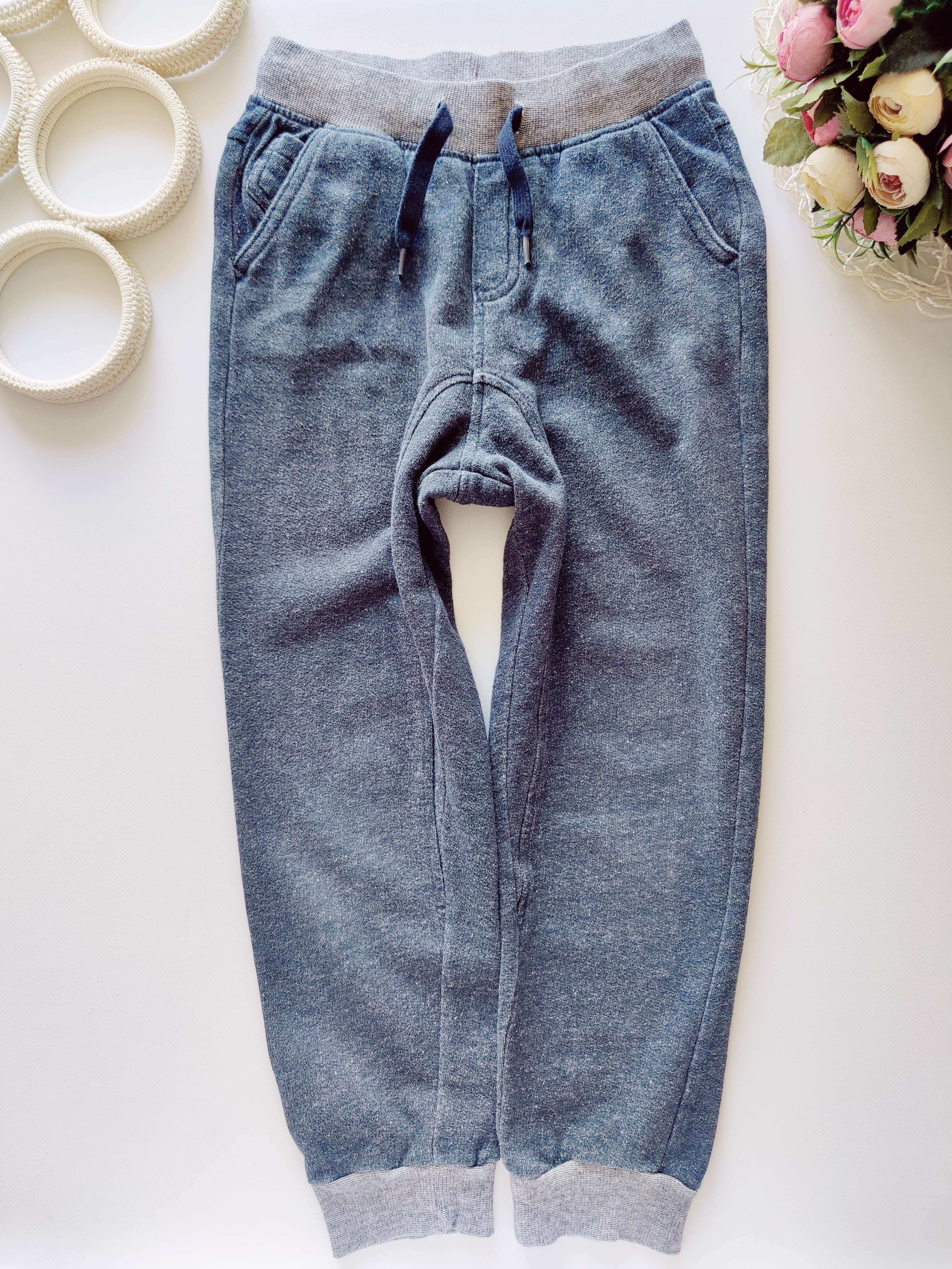 8 лет, рост 128 Спортивные штаны