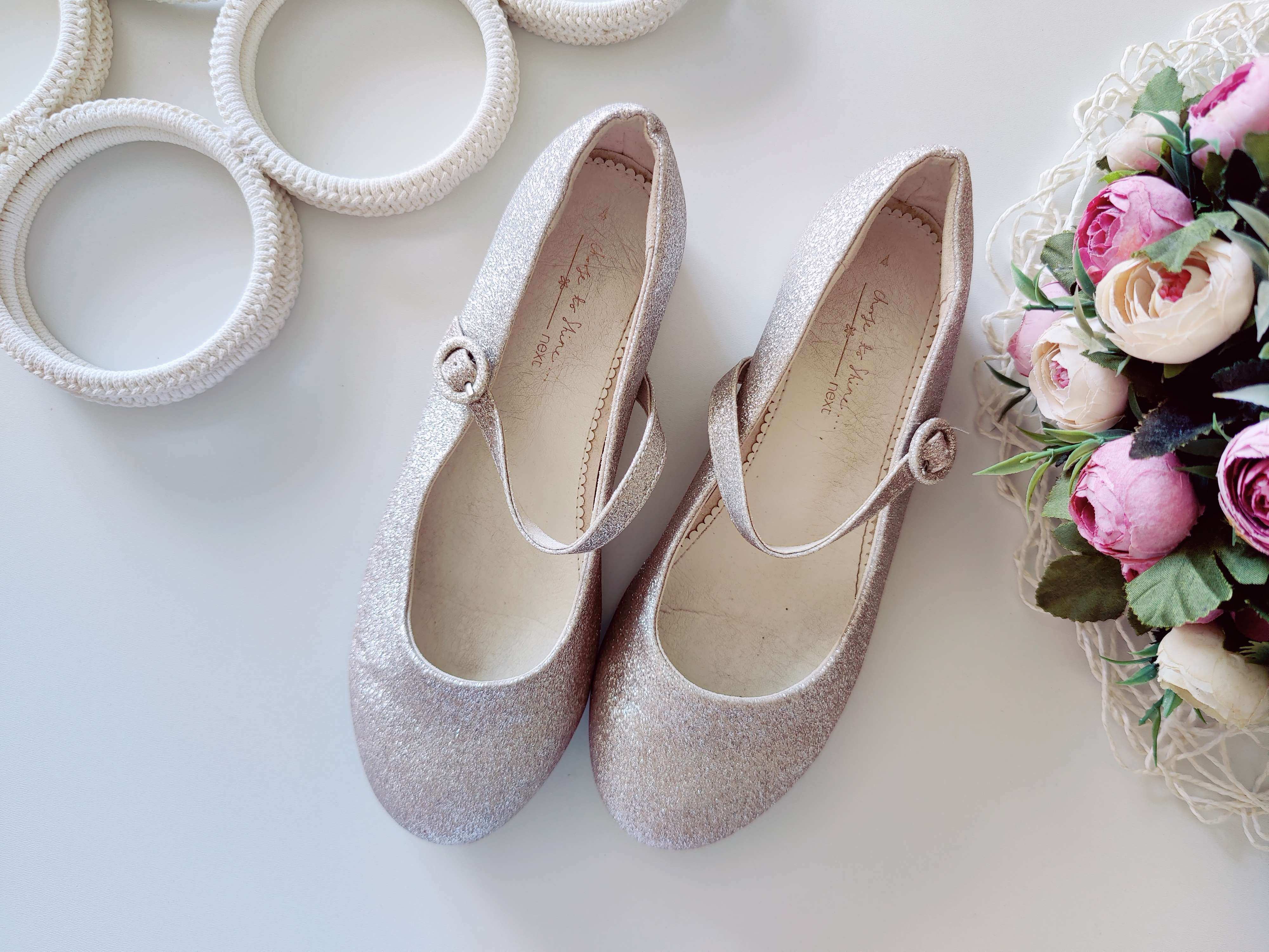 36 (23,5 см) Красиві блискучі туфлі ошатні