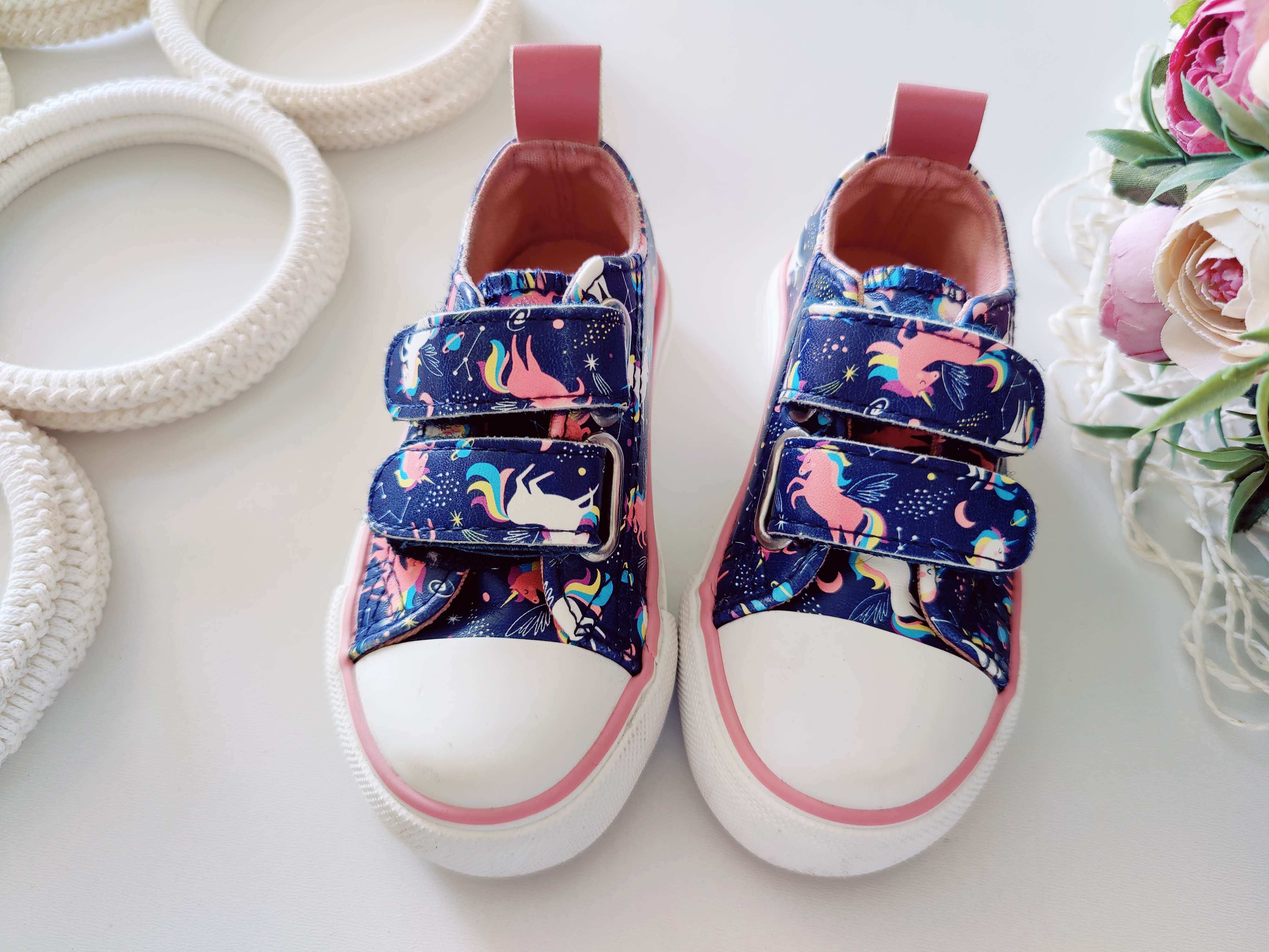 21 (13,5 см) Кожаные кеды в единорогах