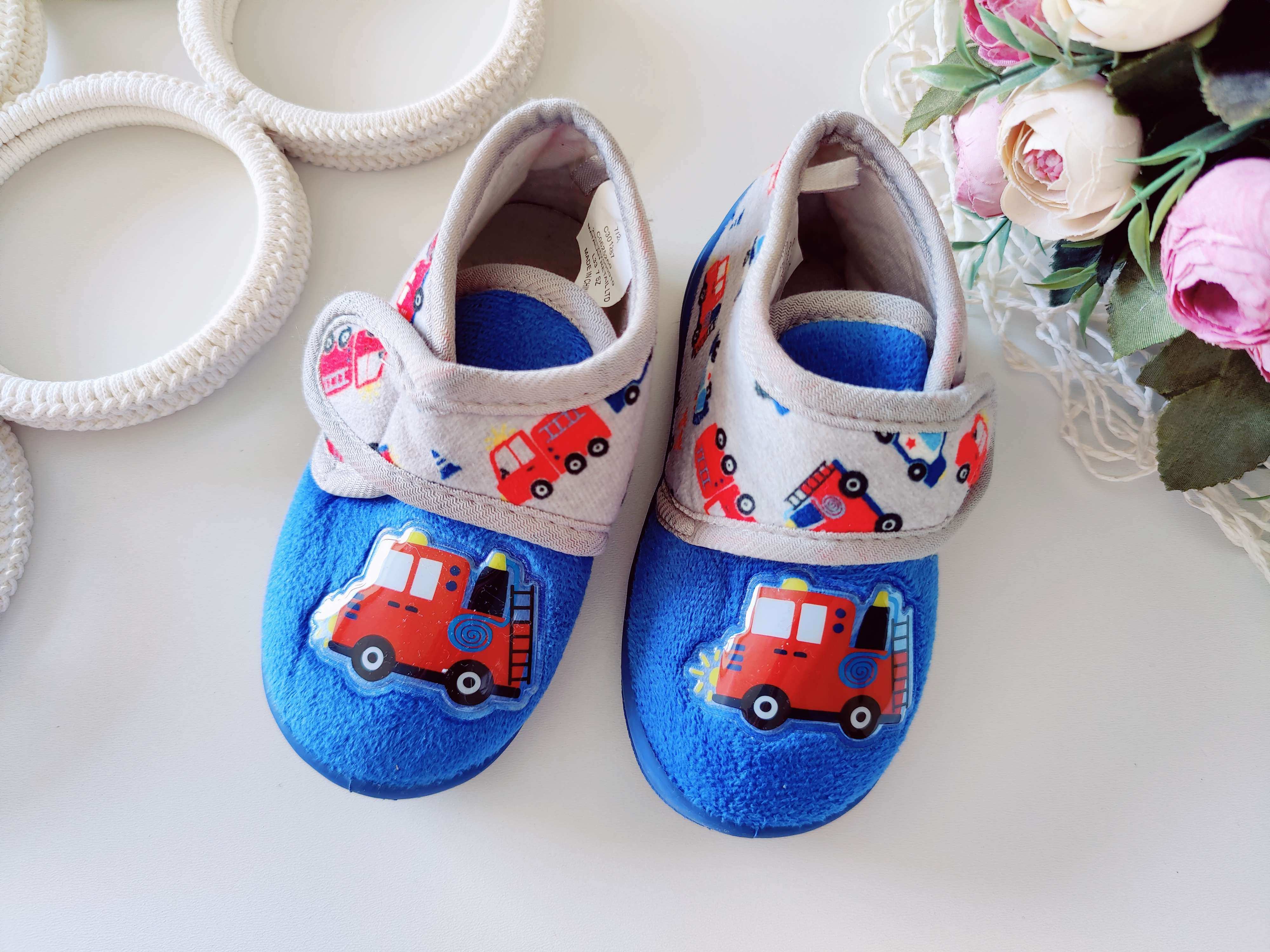 24 (15 см) Дитячі капці на липучках