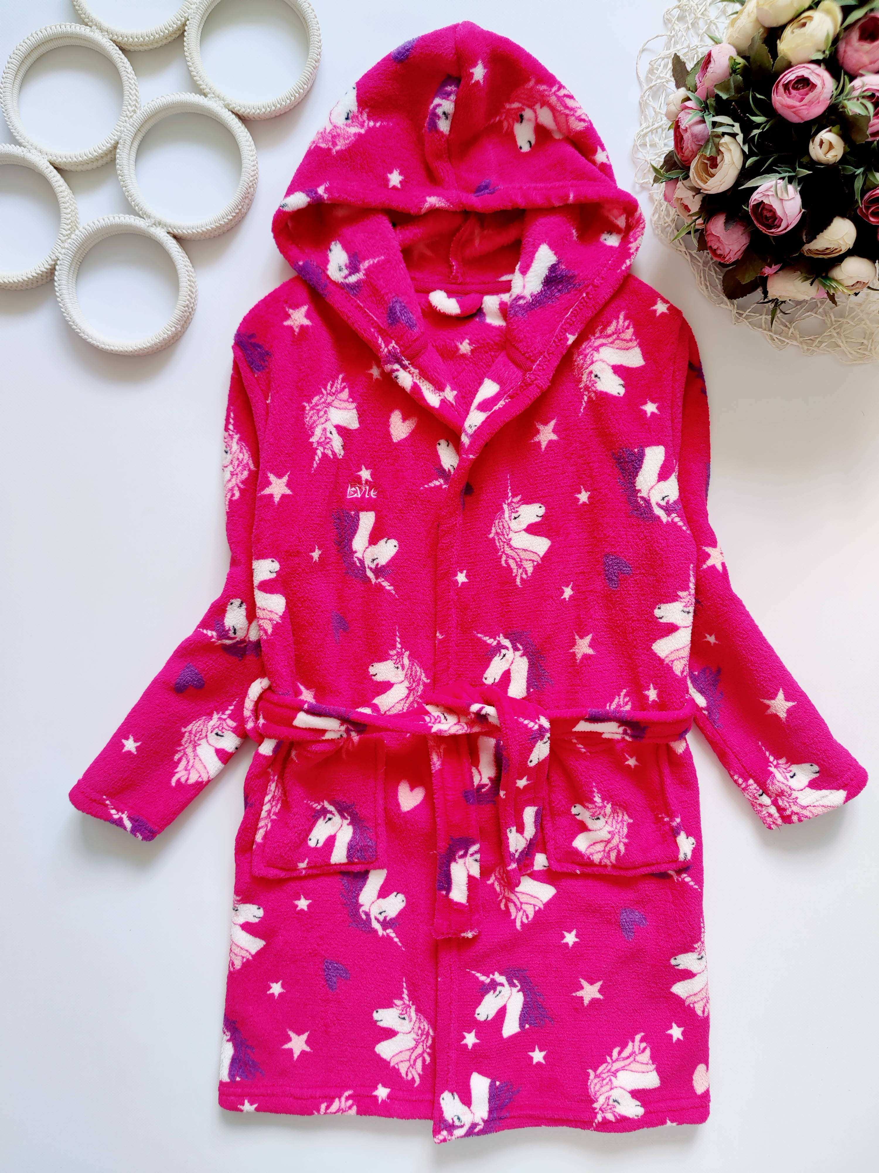 8,9 лет, рост 128,134 Красивый халат в единорогах