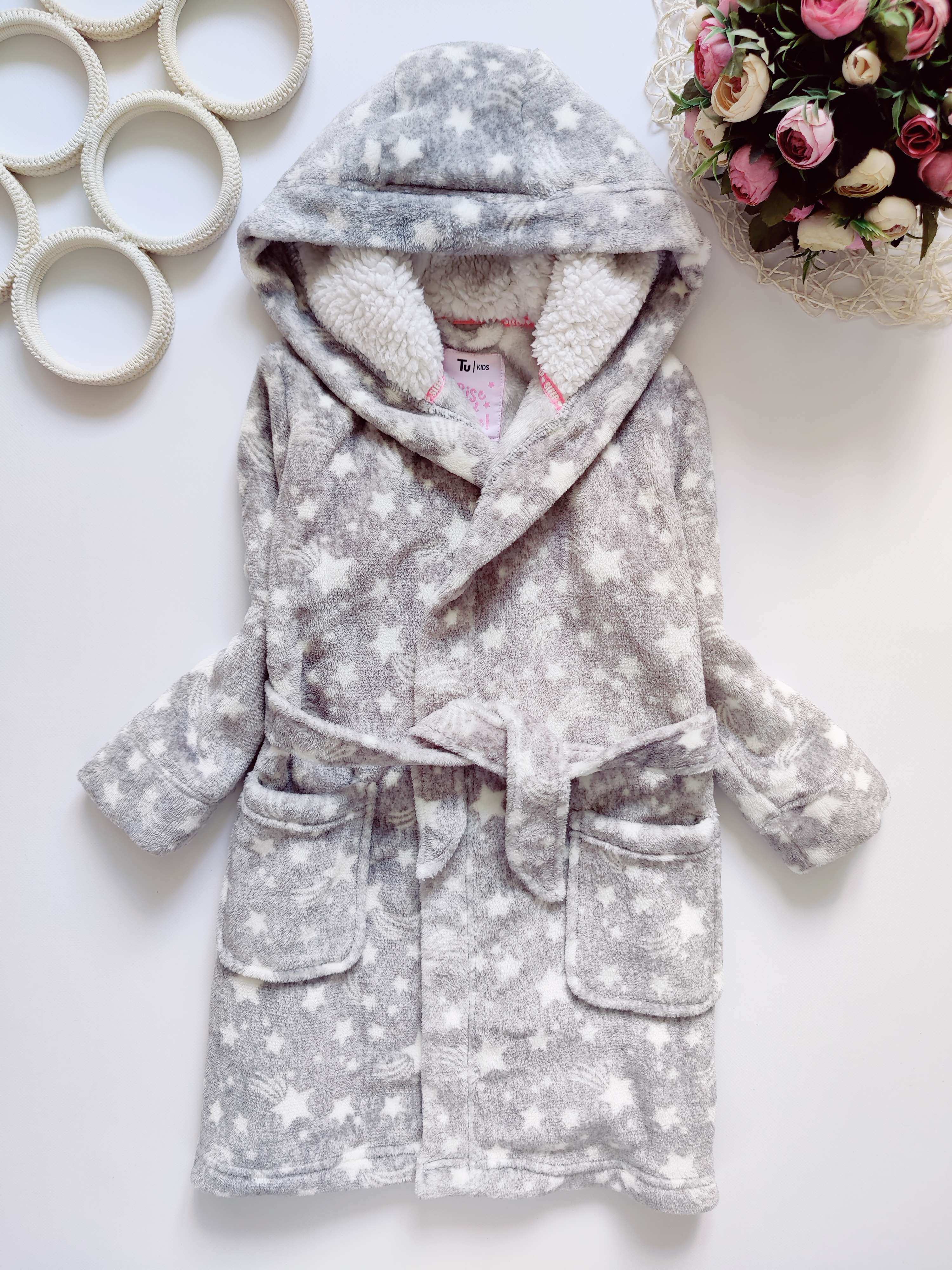 5,6 років, зріст 110,116 М'який халат у зірках