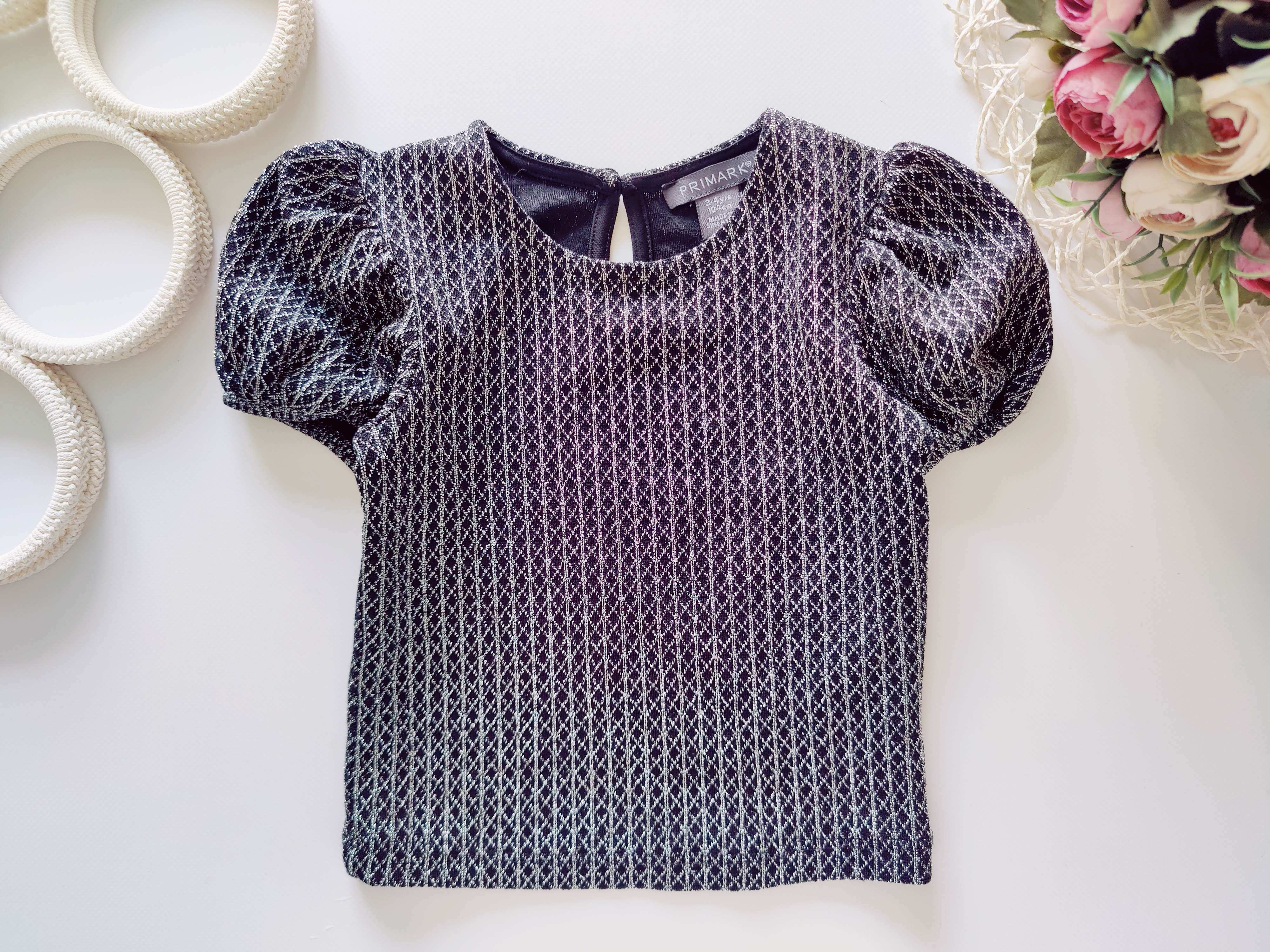 3,4 года, рост 104 Блестящая нарядная футболка