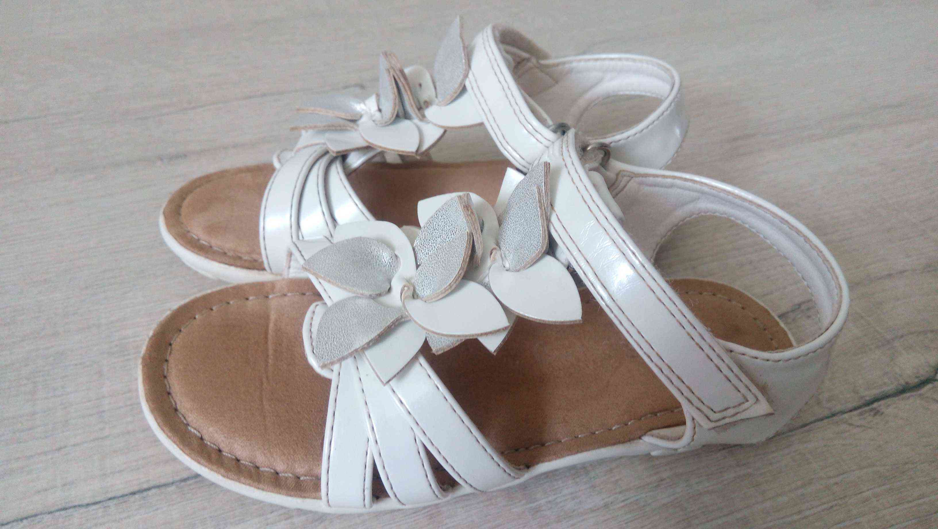 26-27 (17 см) Босоніжки для дівчинки