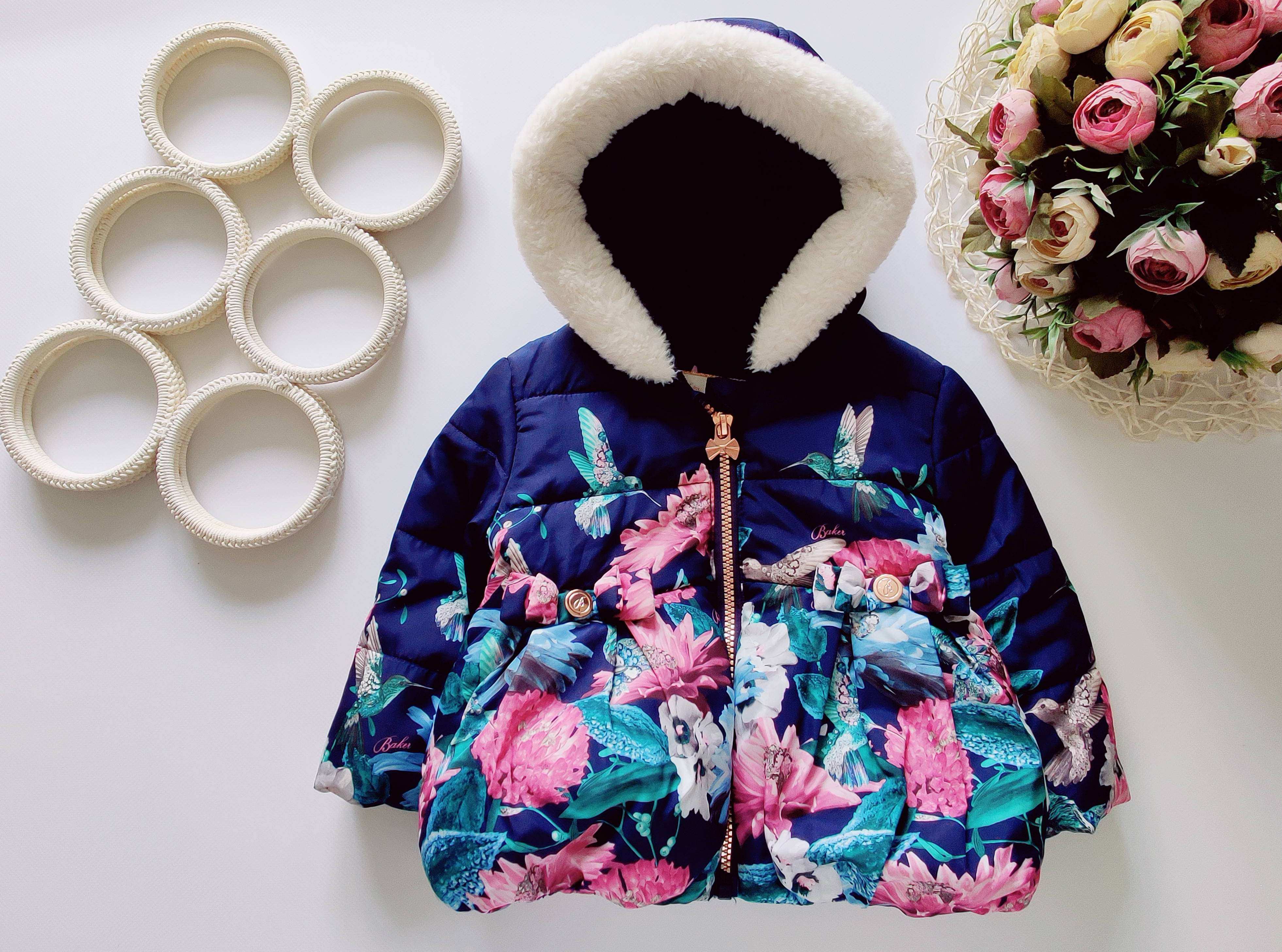 6,9 мес, рост 74 Демисезонная курточка на синтепоне