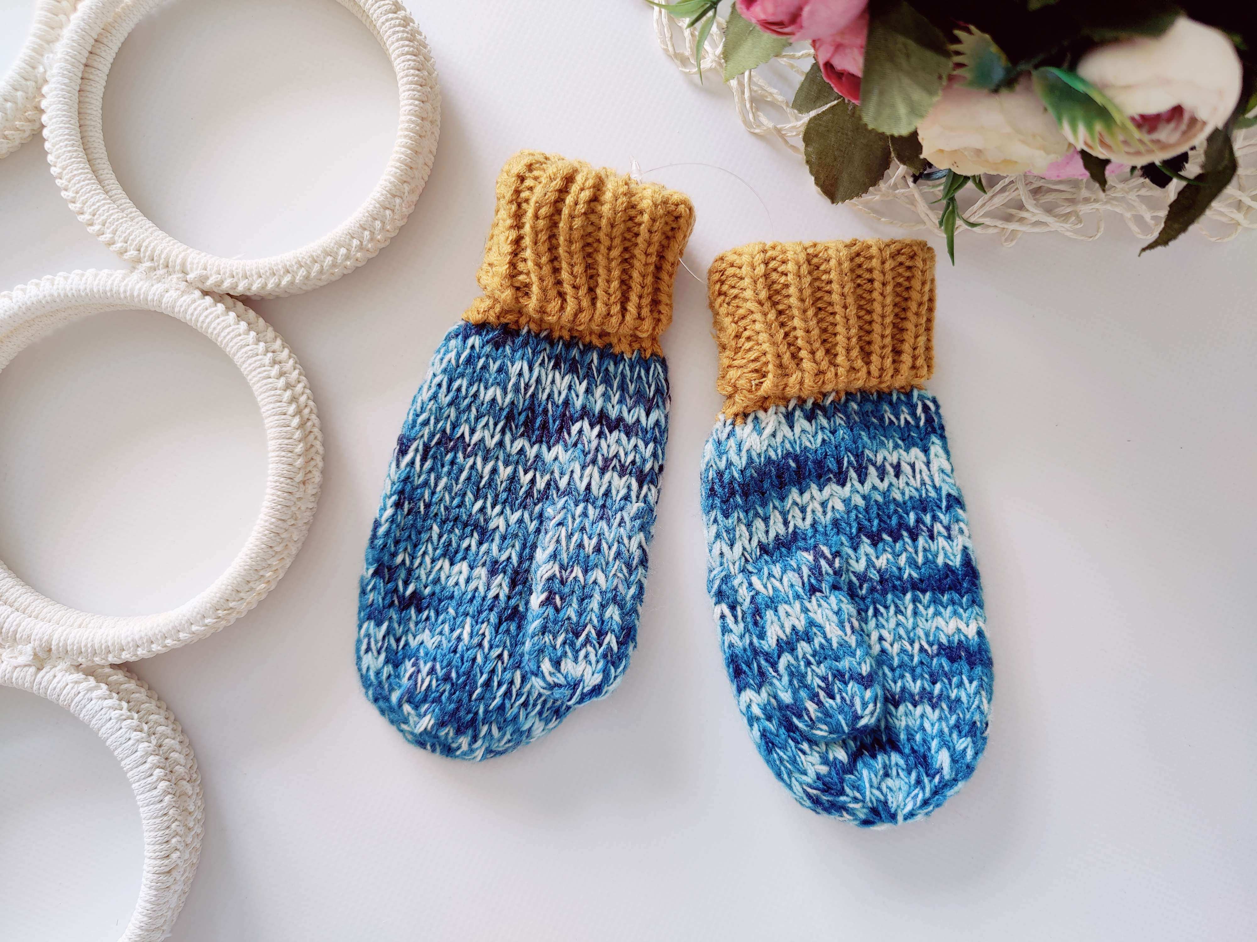 3-5 років, Нові в'язані рукавиці