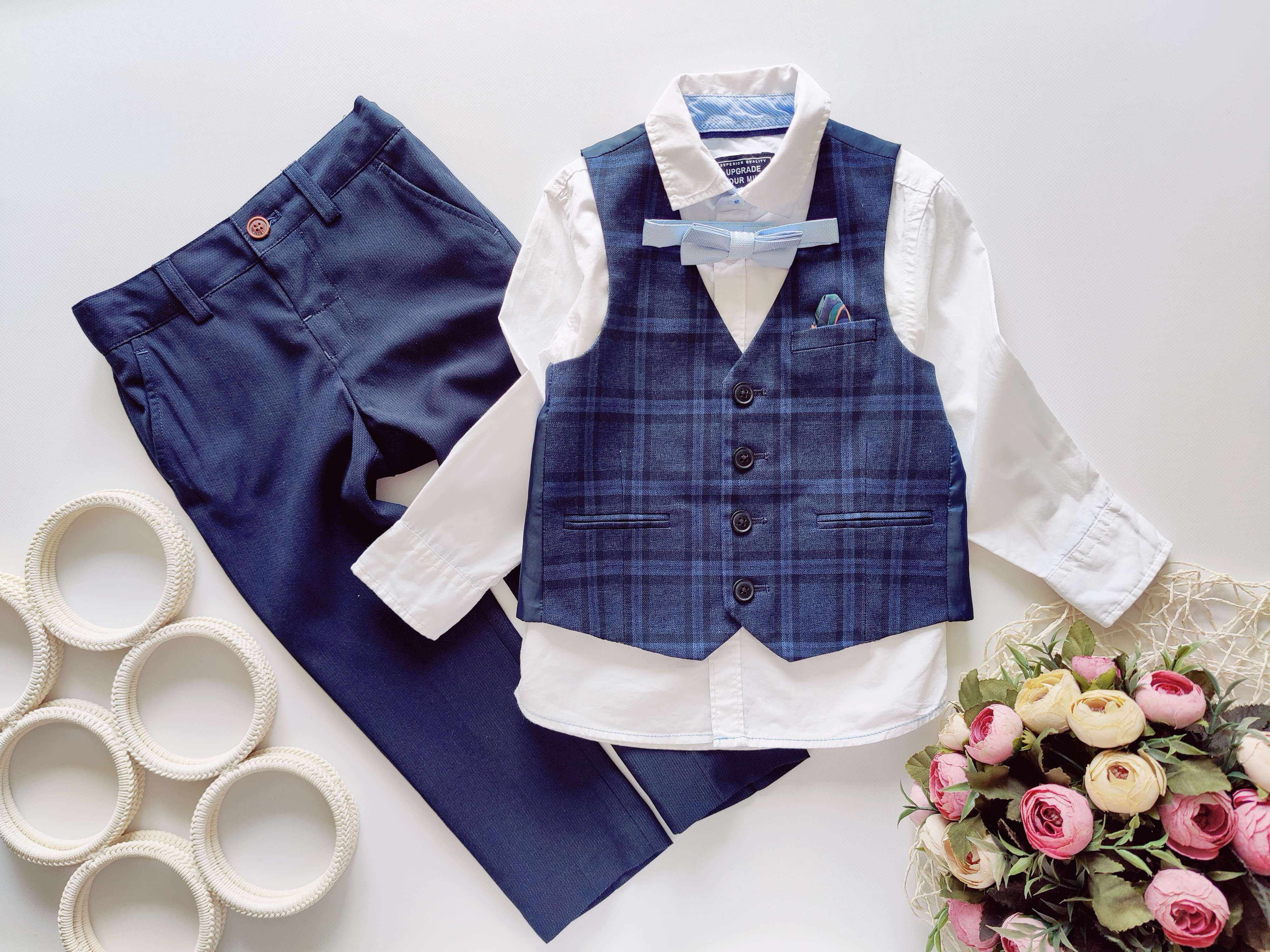 3 года, рост 98 Нарядный брючный костюм