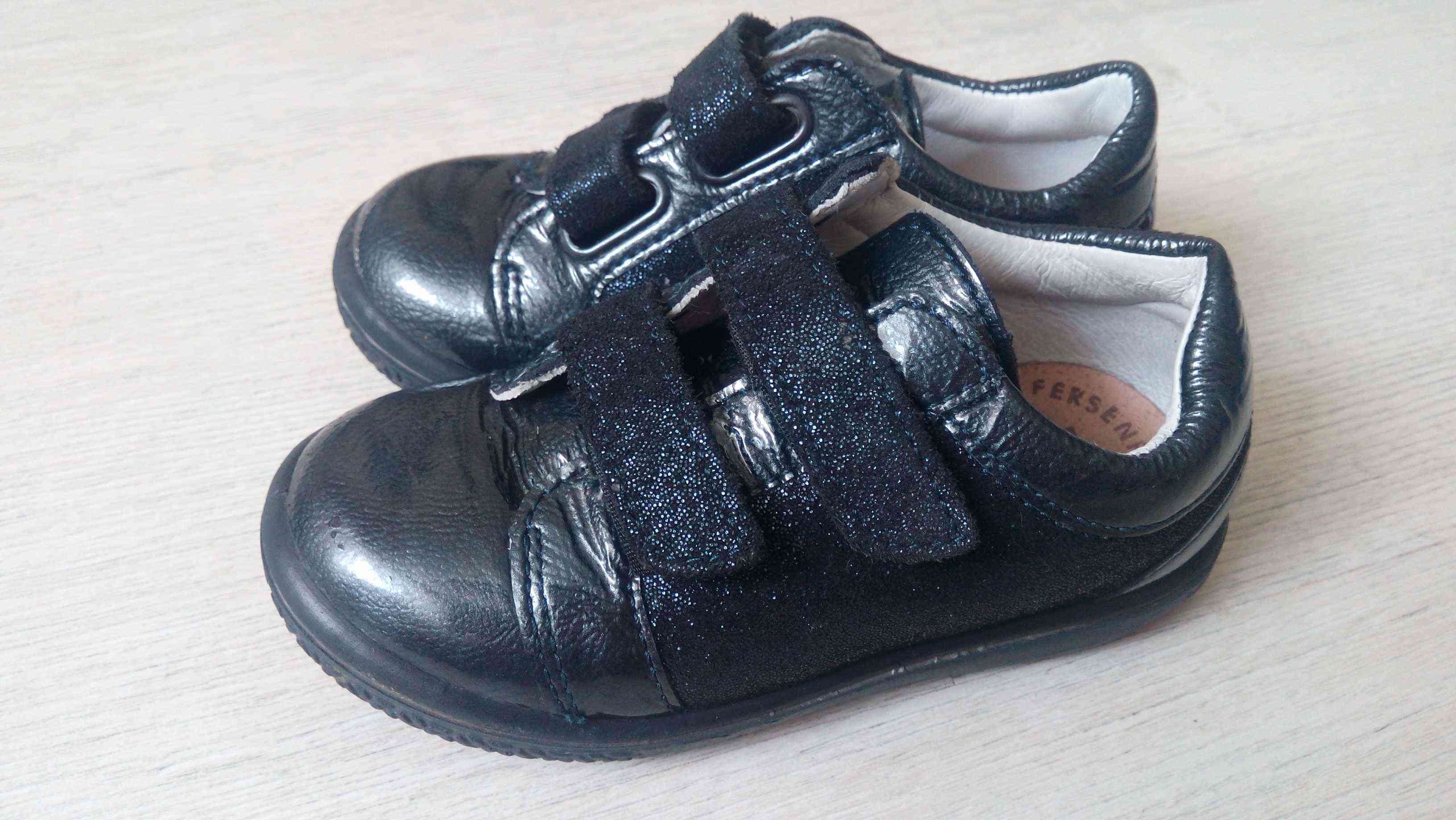 23 (14,5 см) Кожа! Демисезонные ботиночки для девочки