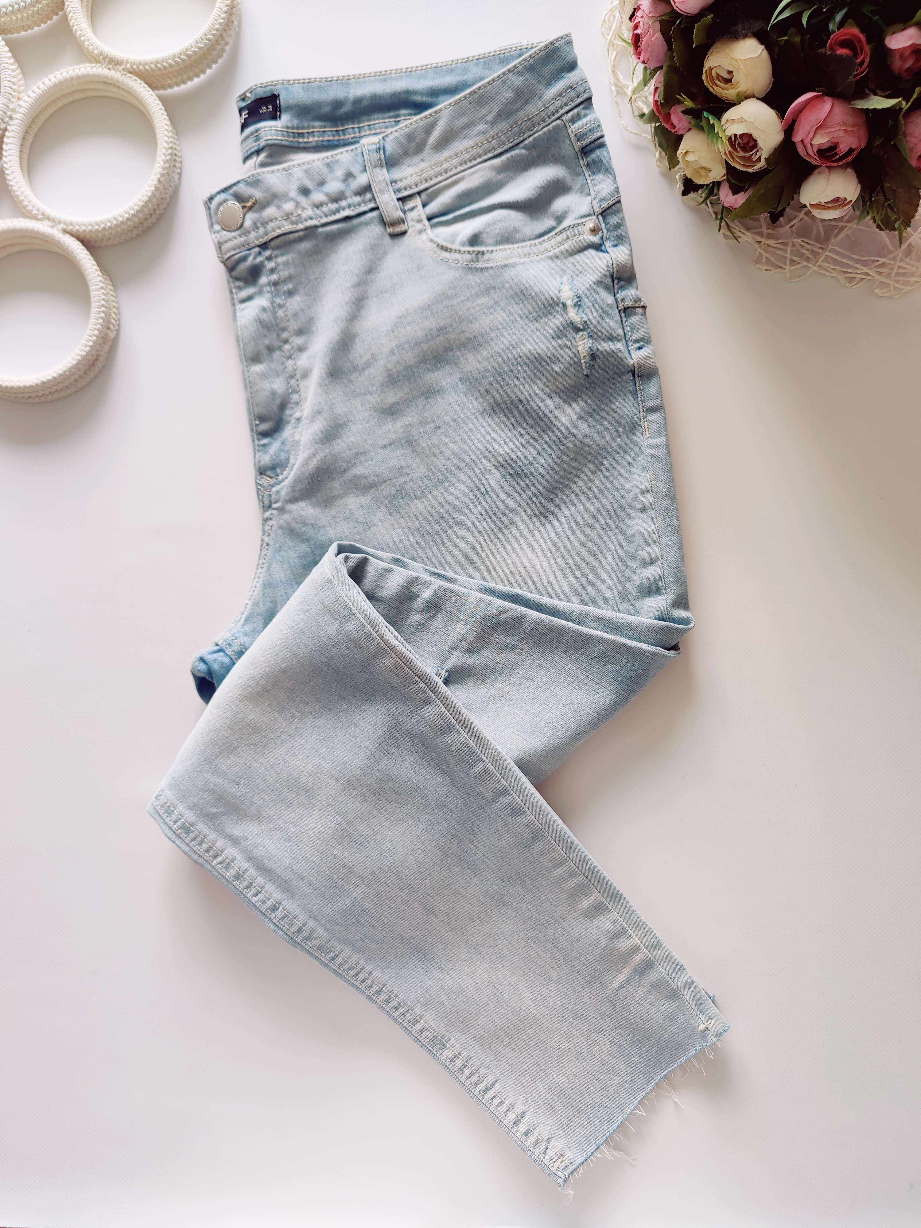 16\44 Голубі стейчові джинси