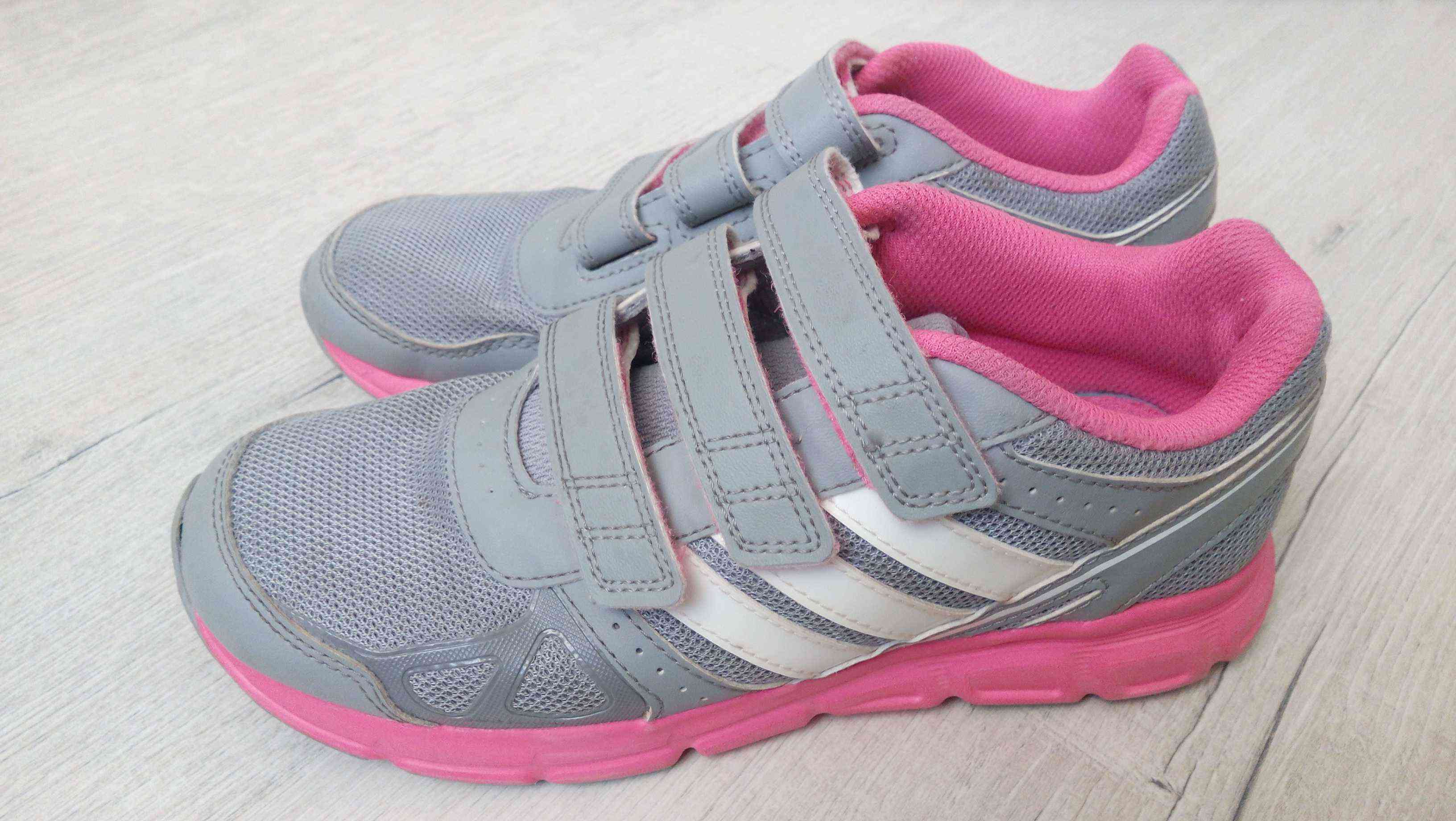 35 (22,5см) Adidas (Адідас) Оригінал! В ідеалі! Кросівки для дівчинки