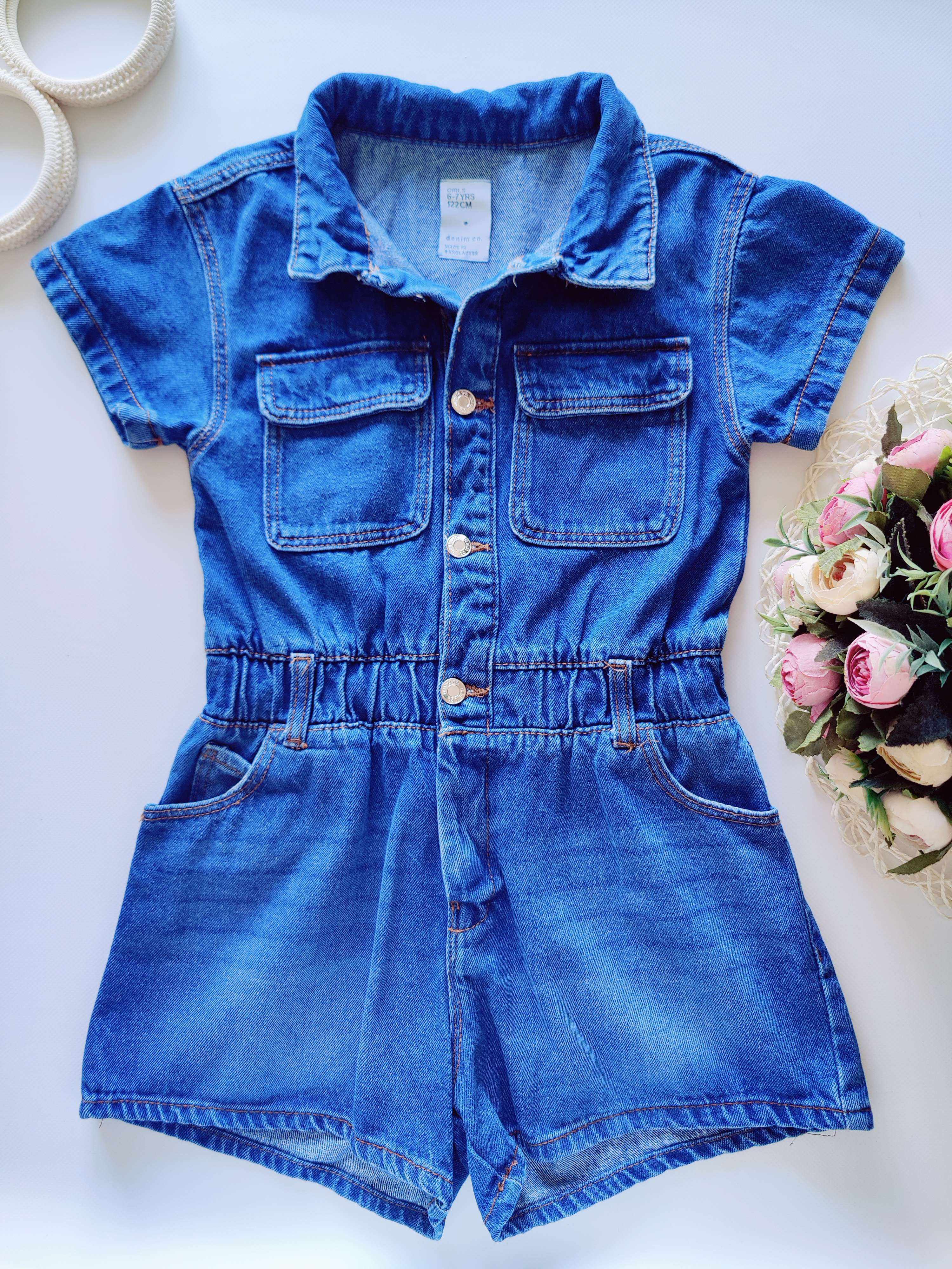 6,7 лет, рост 122 Джинсовый комбинезон