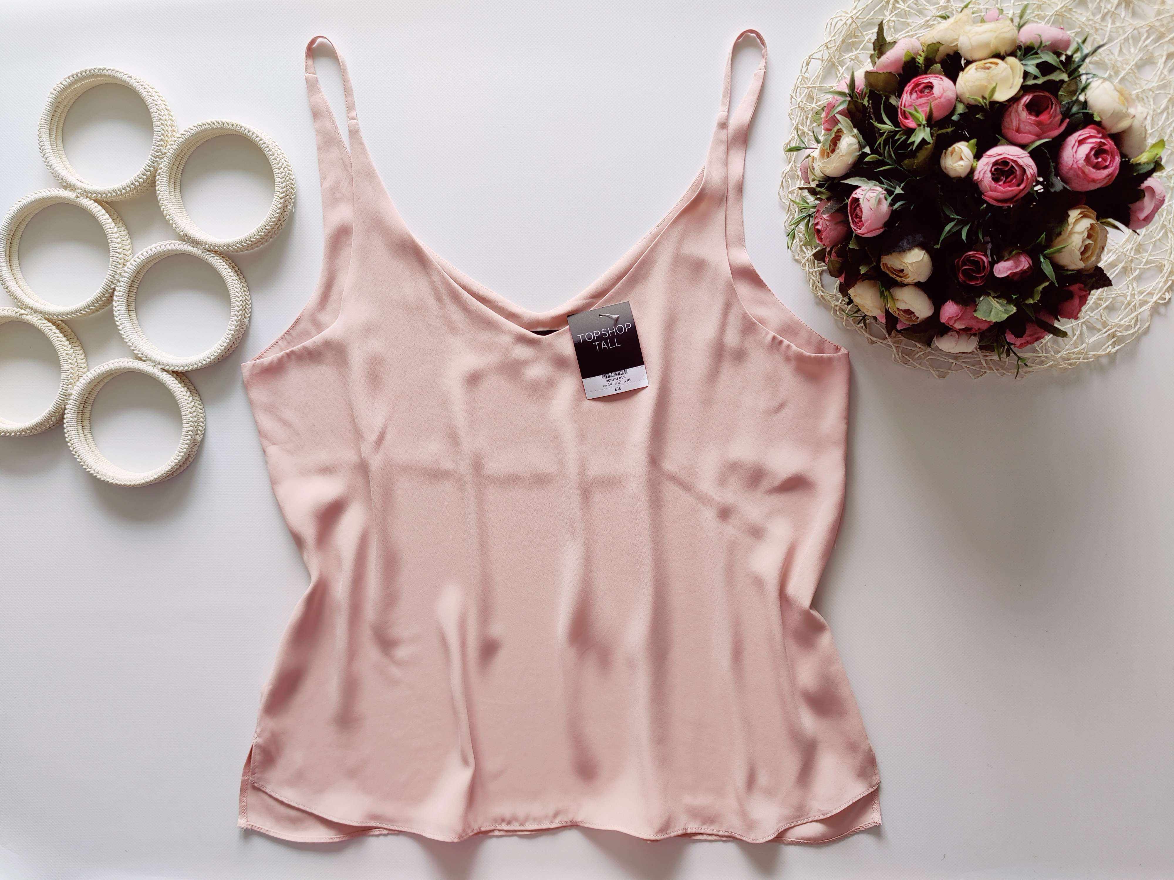 44\12\16 Нова жіноча майка