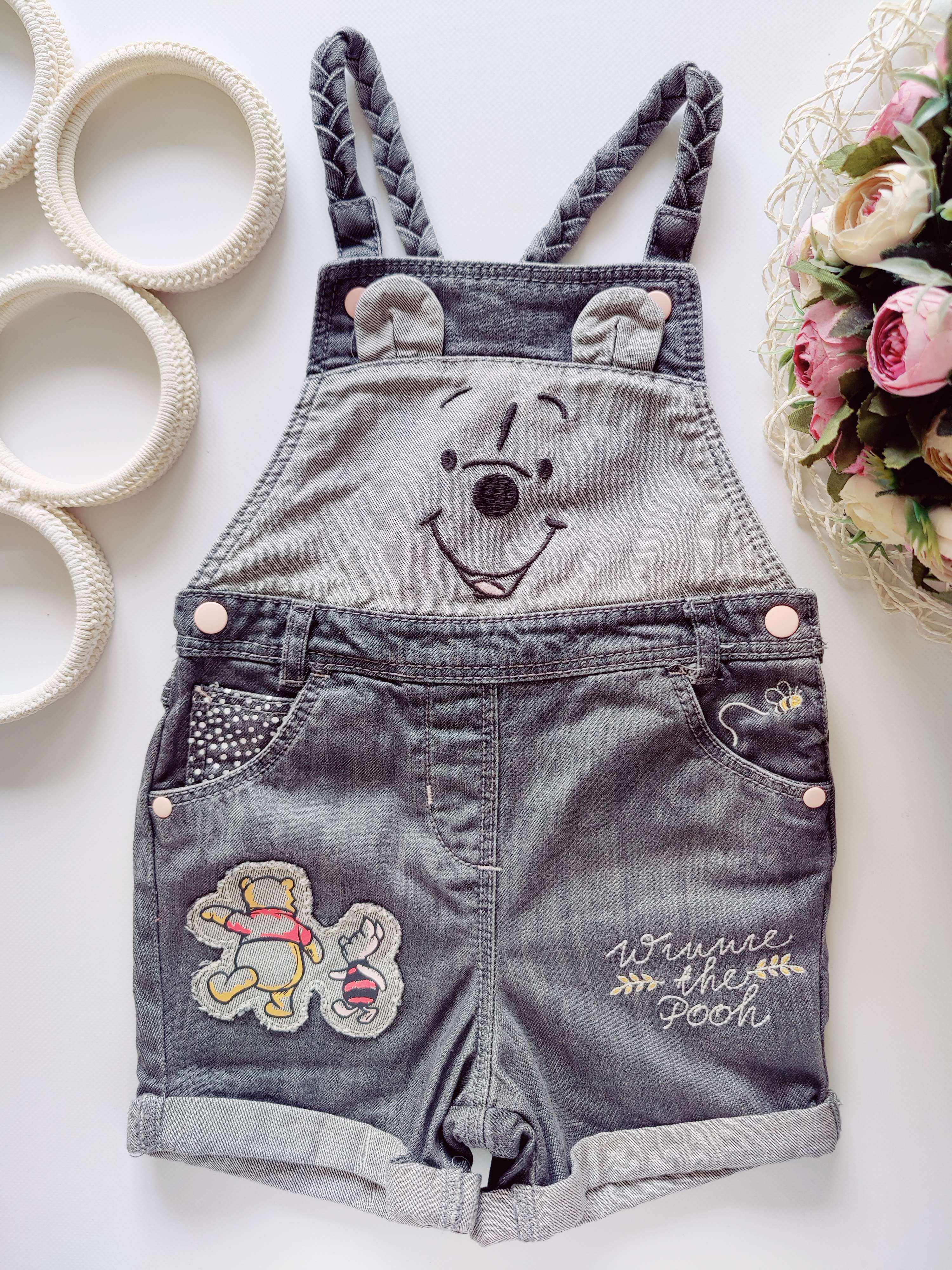(в наличии 2 шт) 3,4 года, рост 98,104 Джинсовый комбинезон винни пух