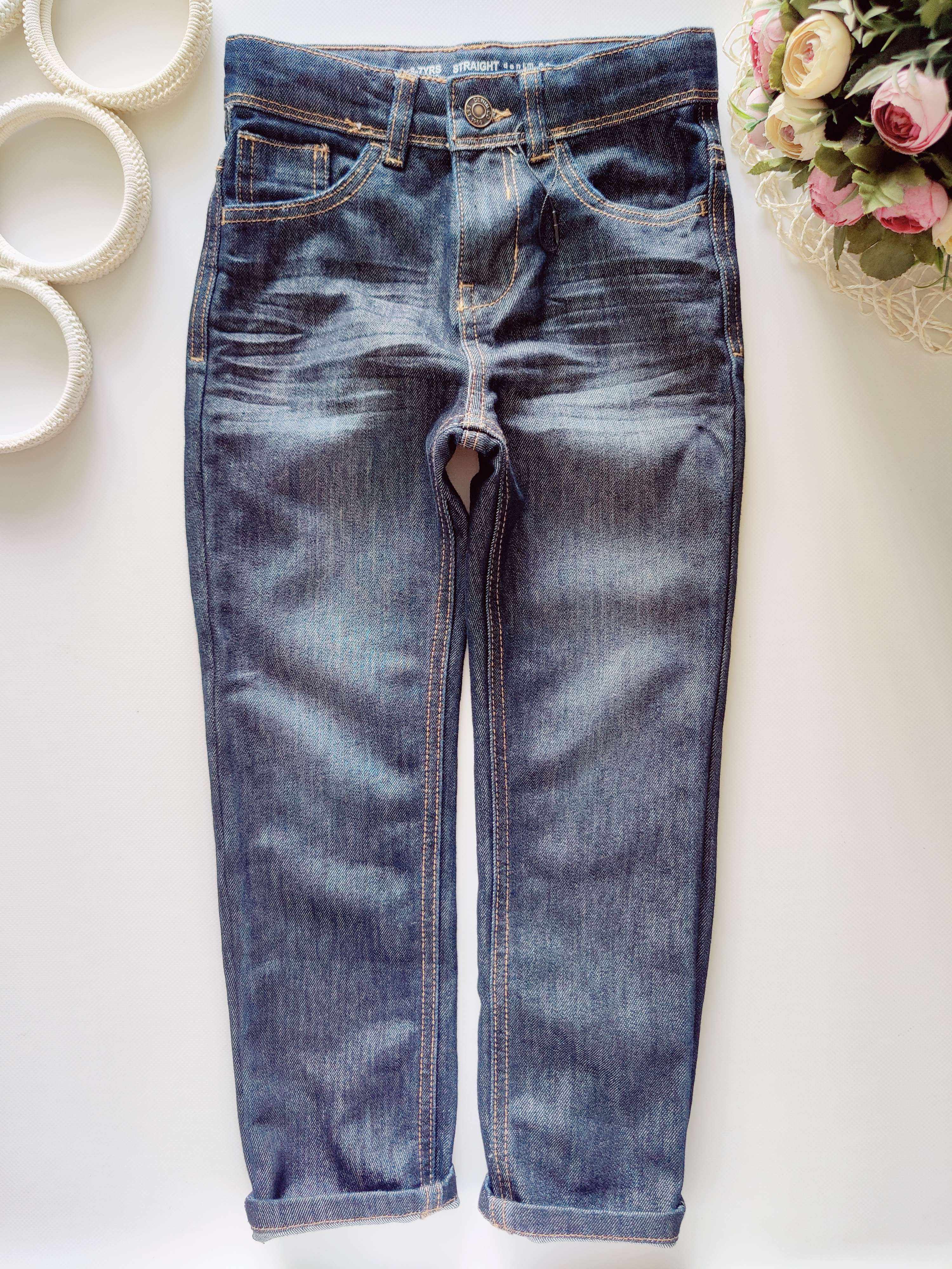 6,7 лет, рост 122 Джинсы новые