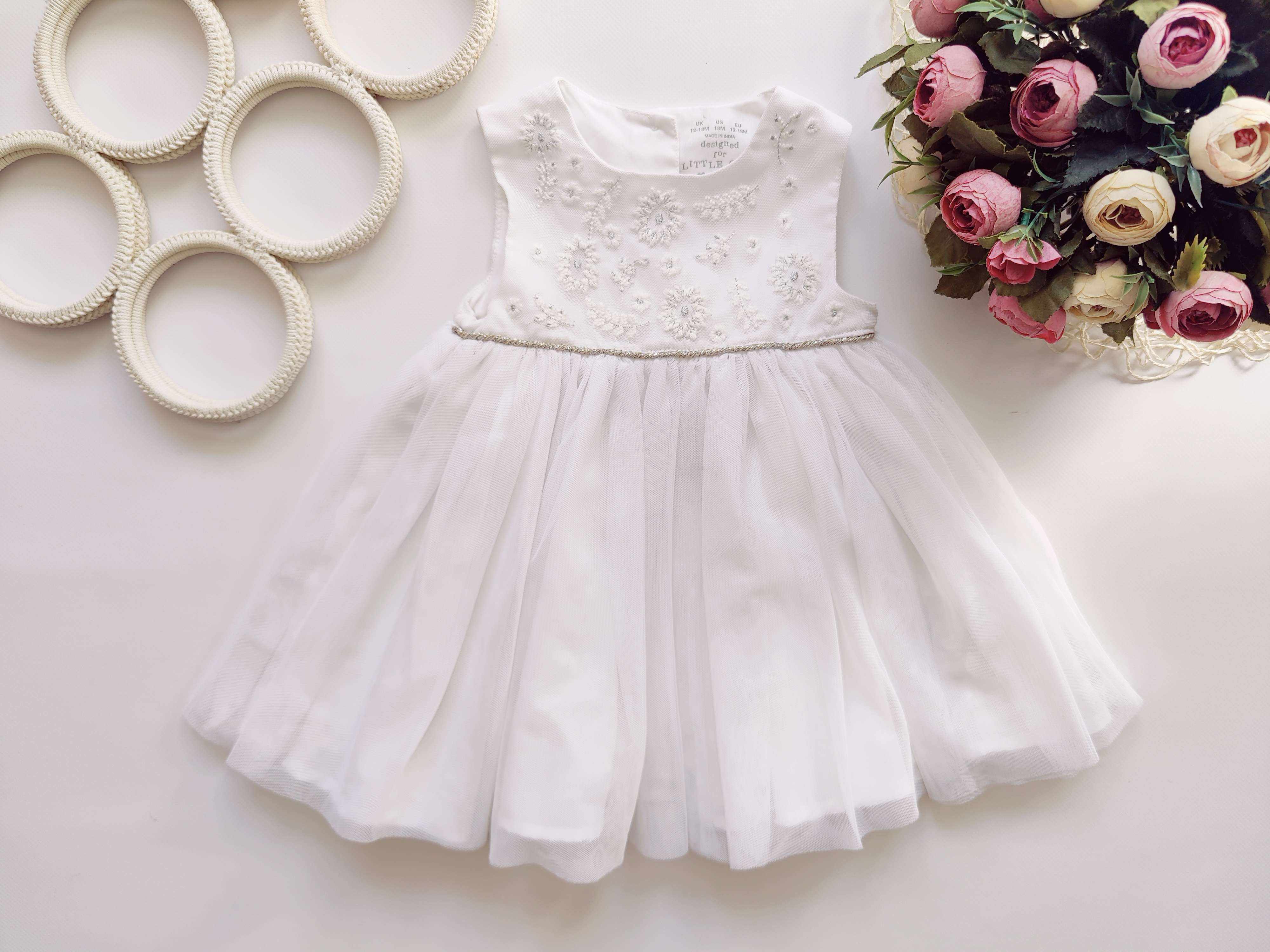 12,18 міс, зріст 86 Біла ошатна сукня
