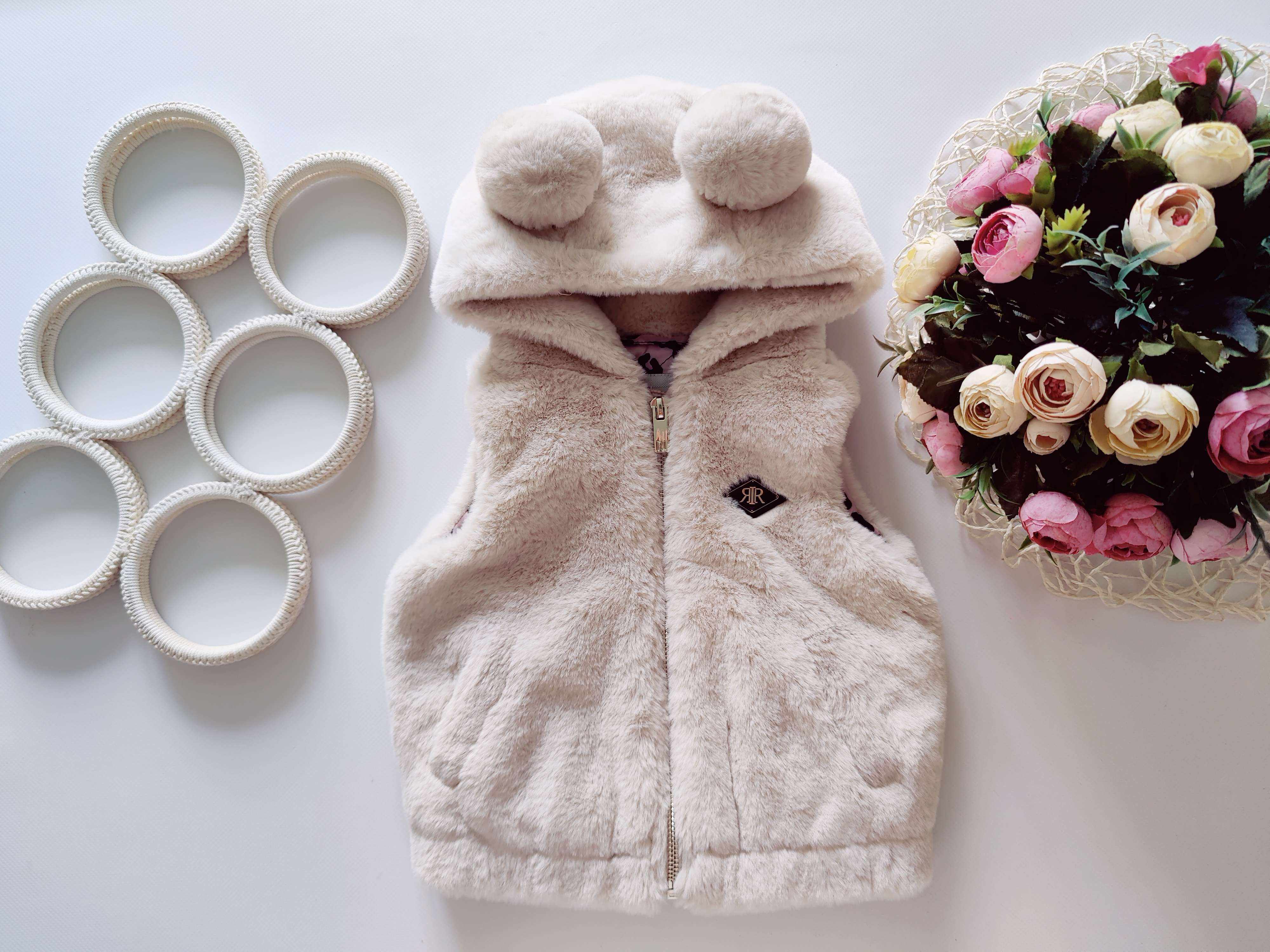 6,9 мес, рост 74 Теплая детская жилетка