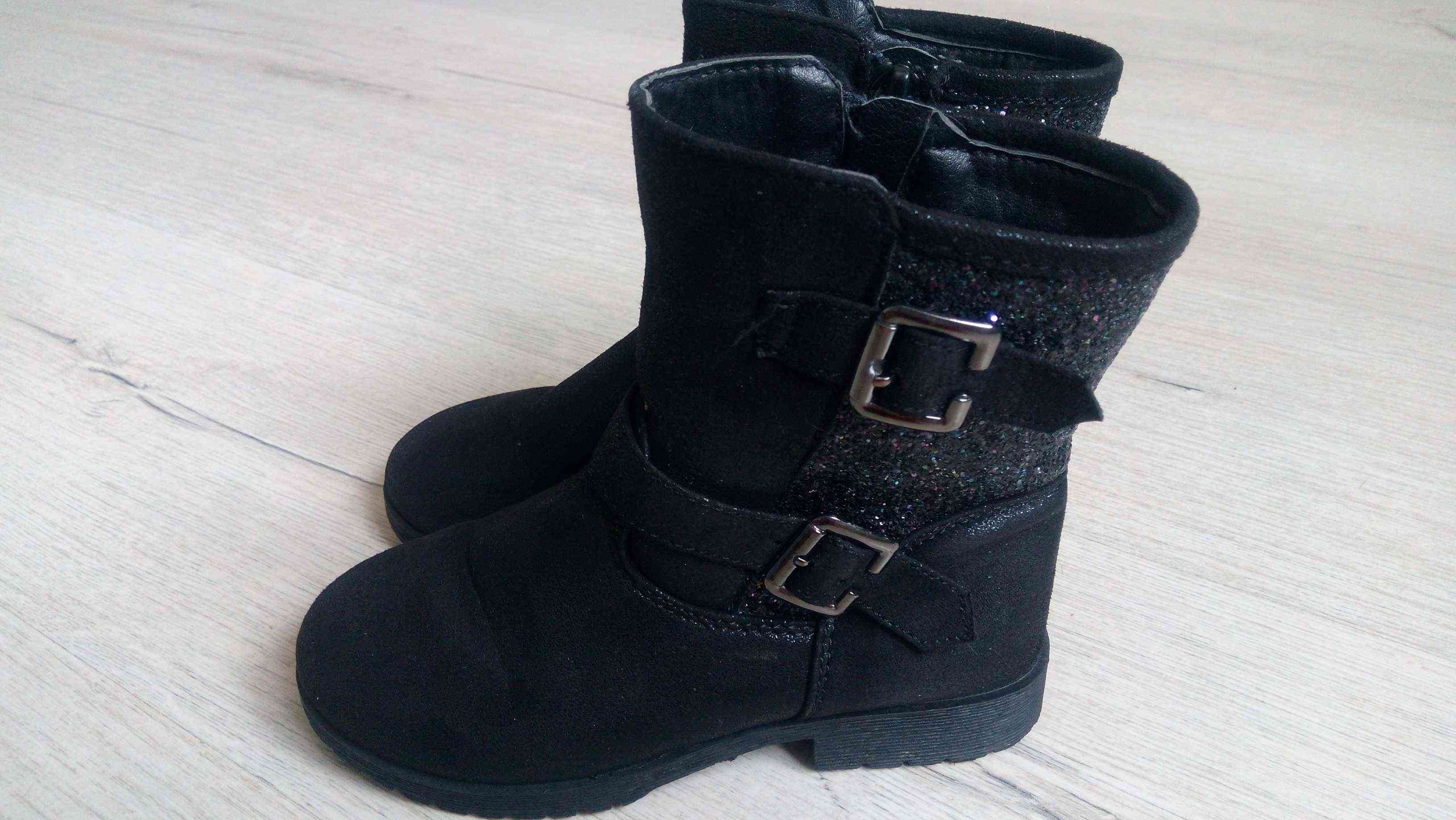 27 (17 см) Демисезонные ботинки- сапожки для девочки