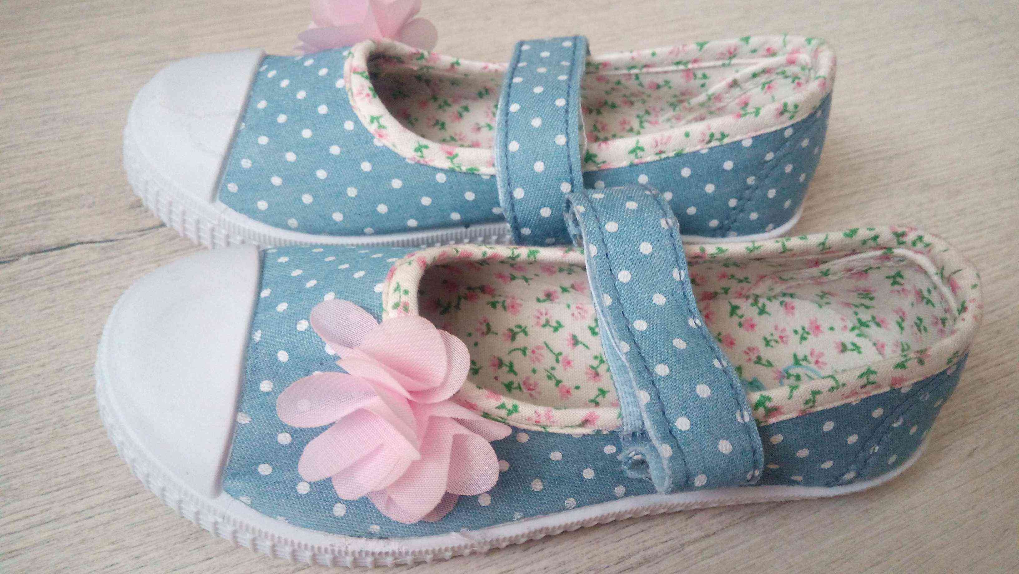 25 (15,5 см) Кеди для дівчинки