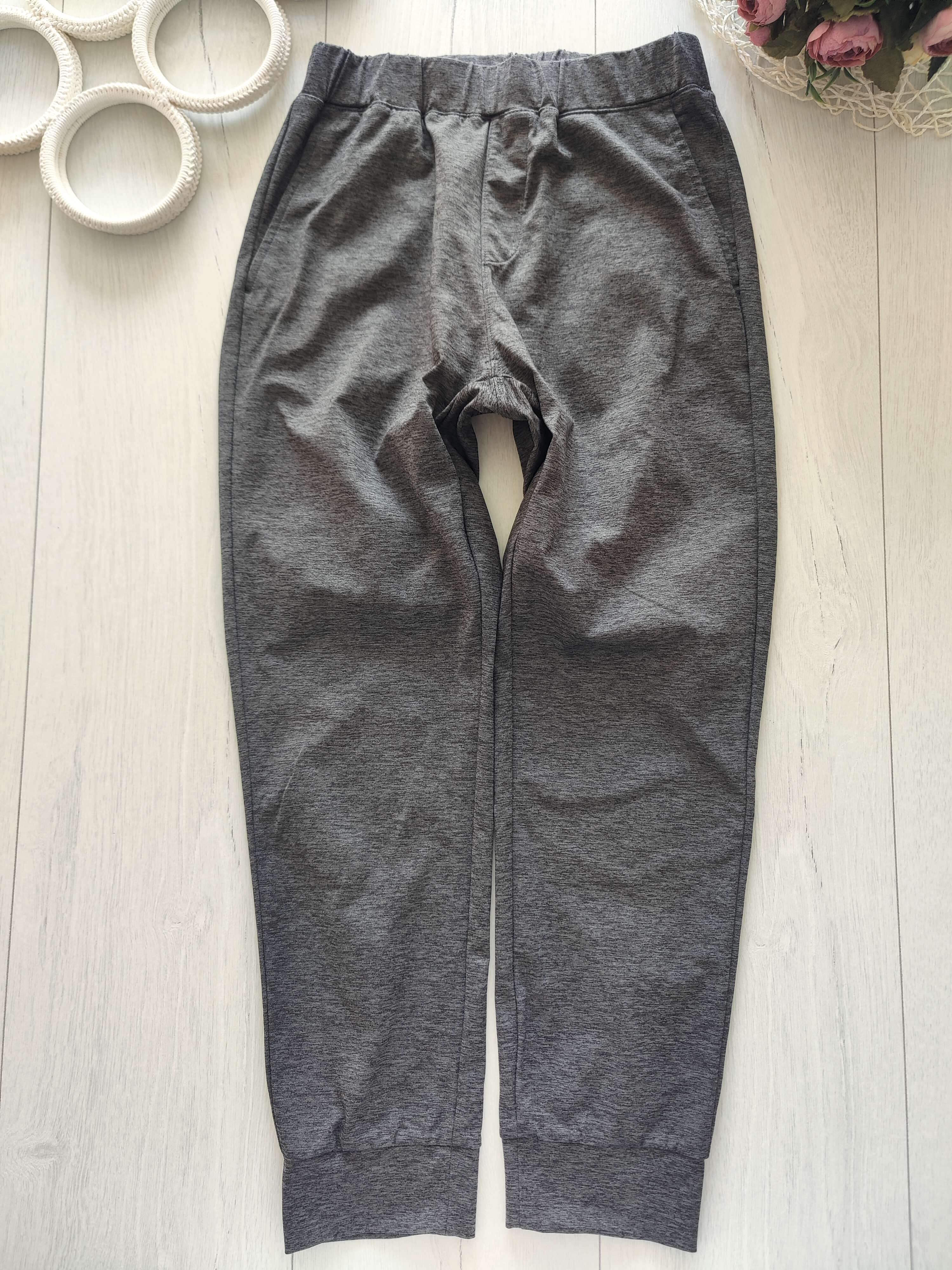 10,11 лет, рост 140-150 Спортивные штаны