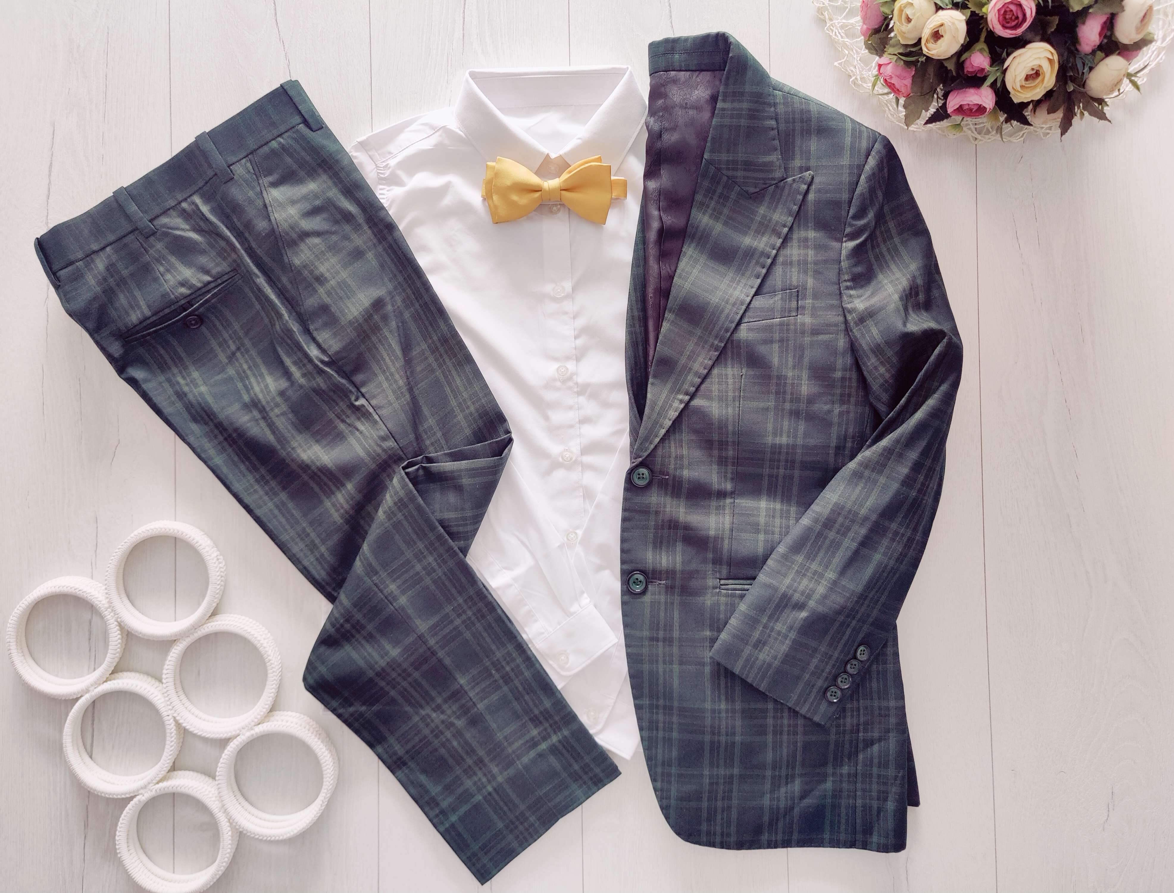 15,16 лет, Новая белая рубашка и стильный брючный костюм в клетку