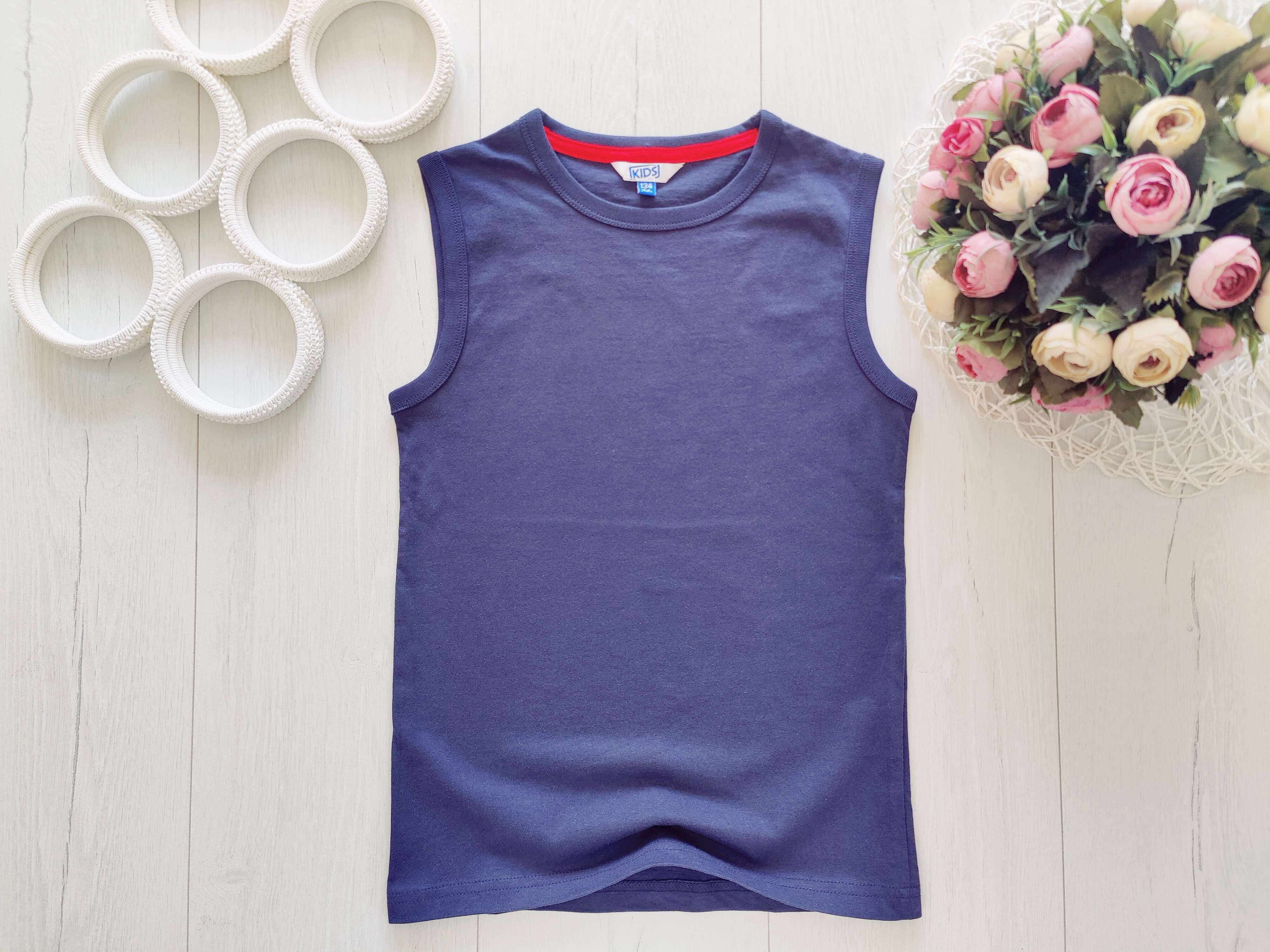 9 лет, рост 134 Синяя футболка