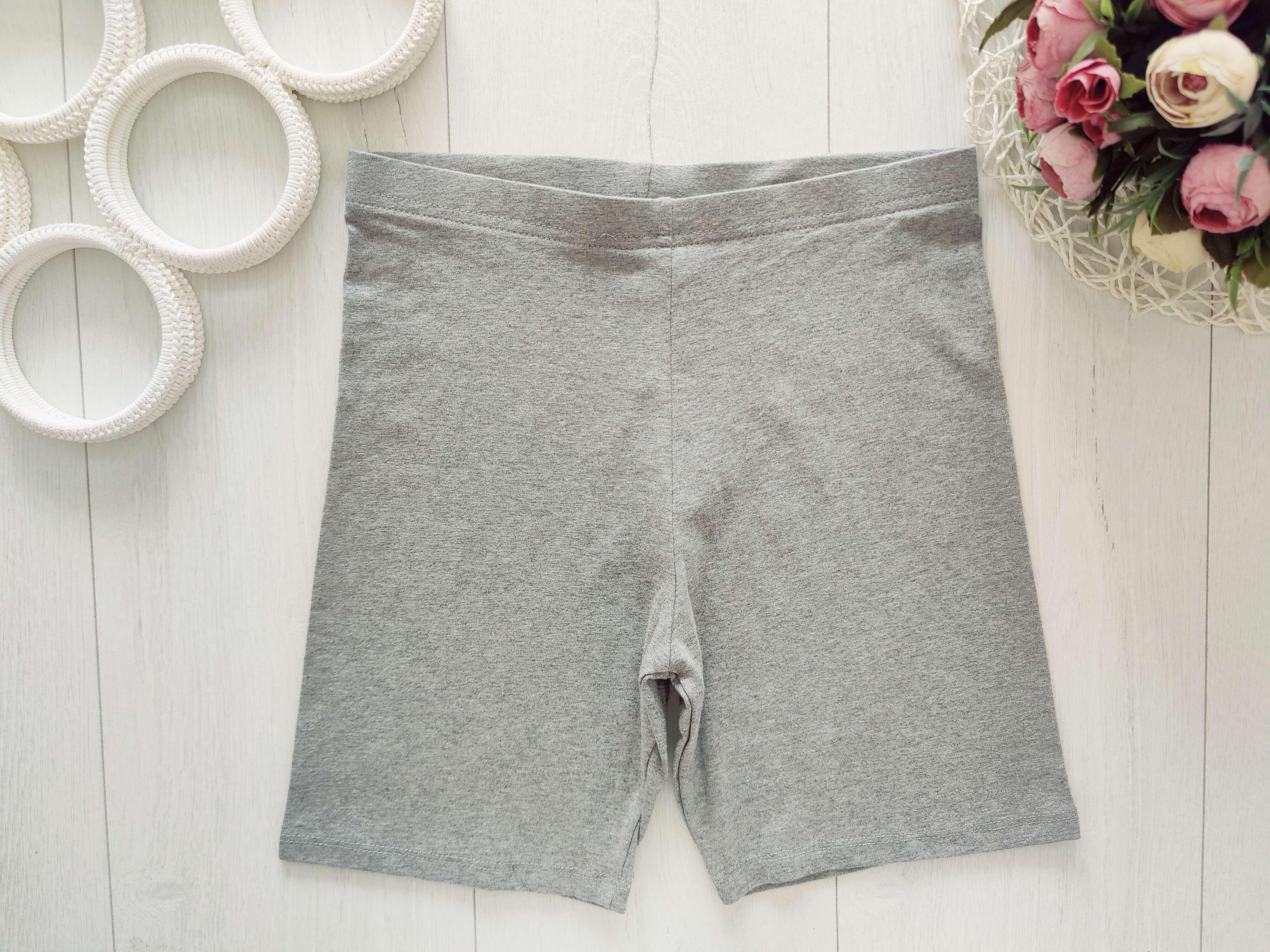 12,13 років, зріст 158 Сірі шорти