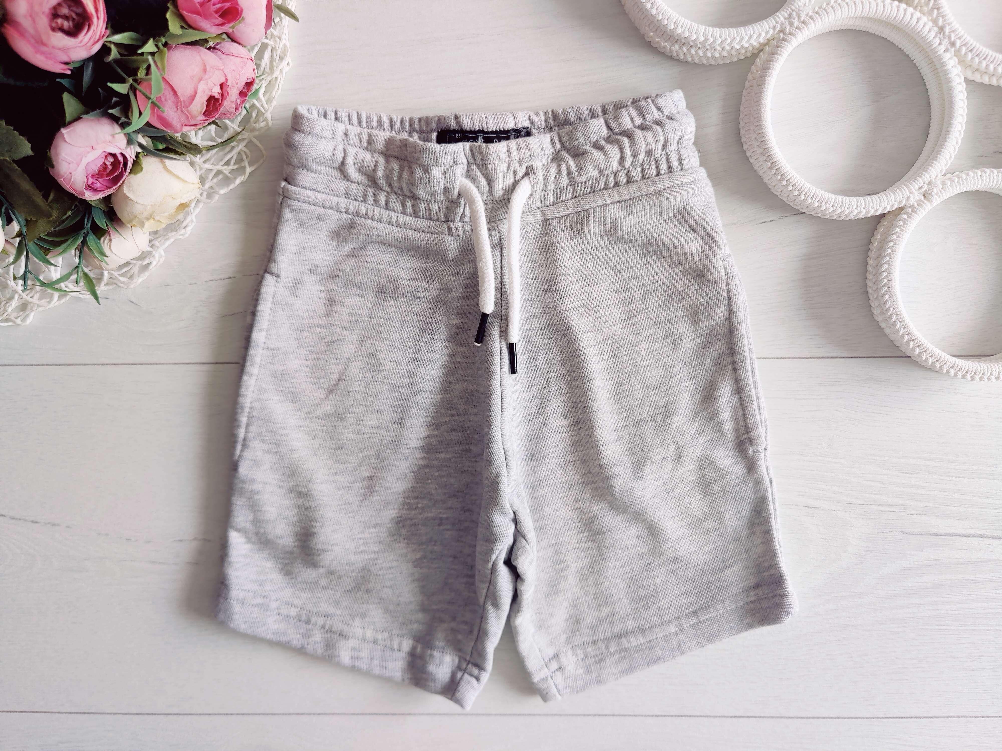 3 роки, зріст 98 Сірі щільні якісні шорти сірого кольору