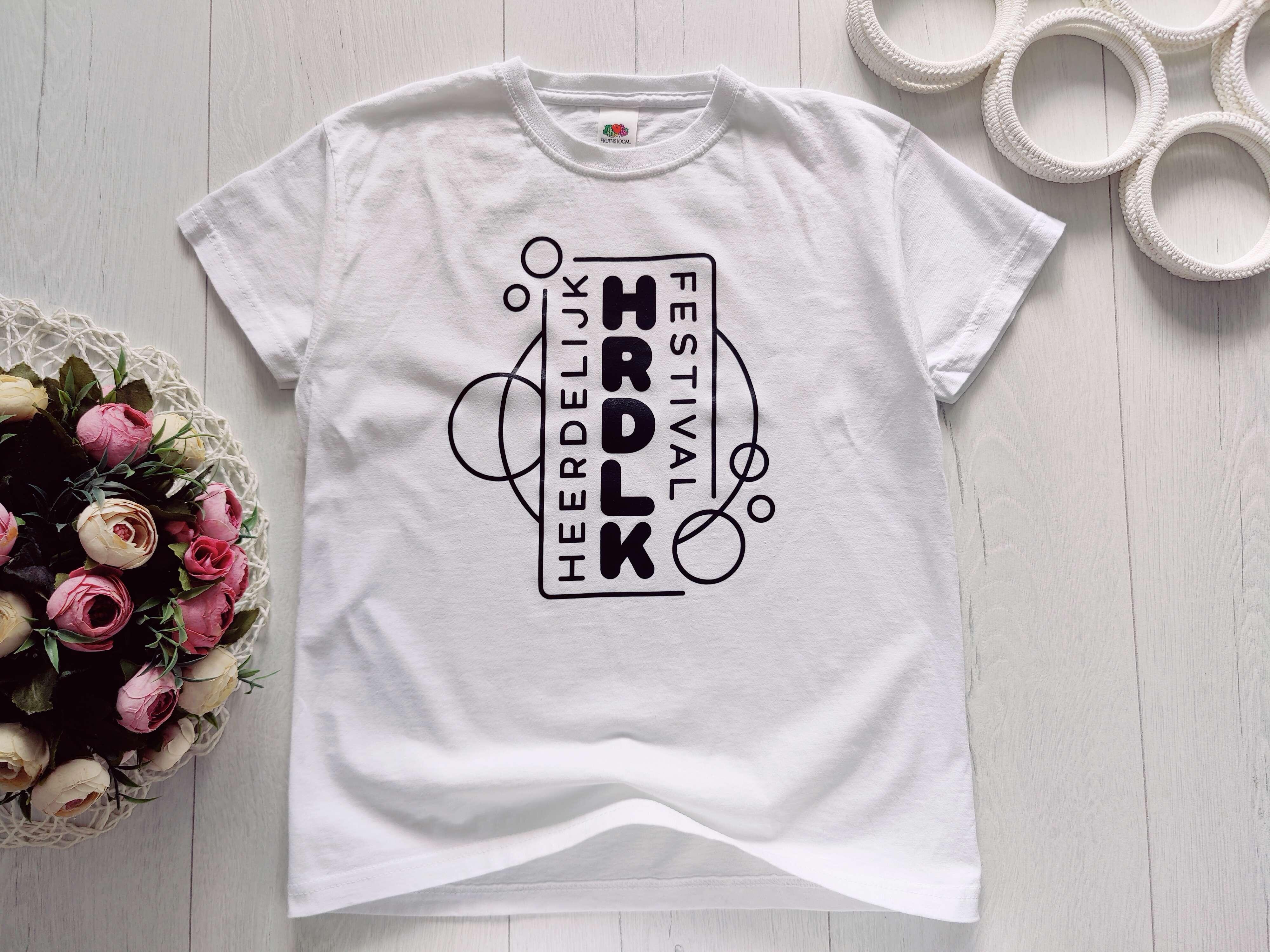 7,8 лет, рост 128 Белая футболка