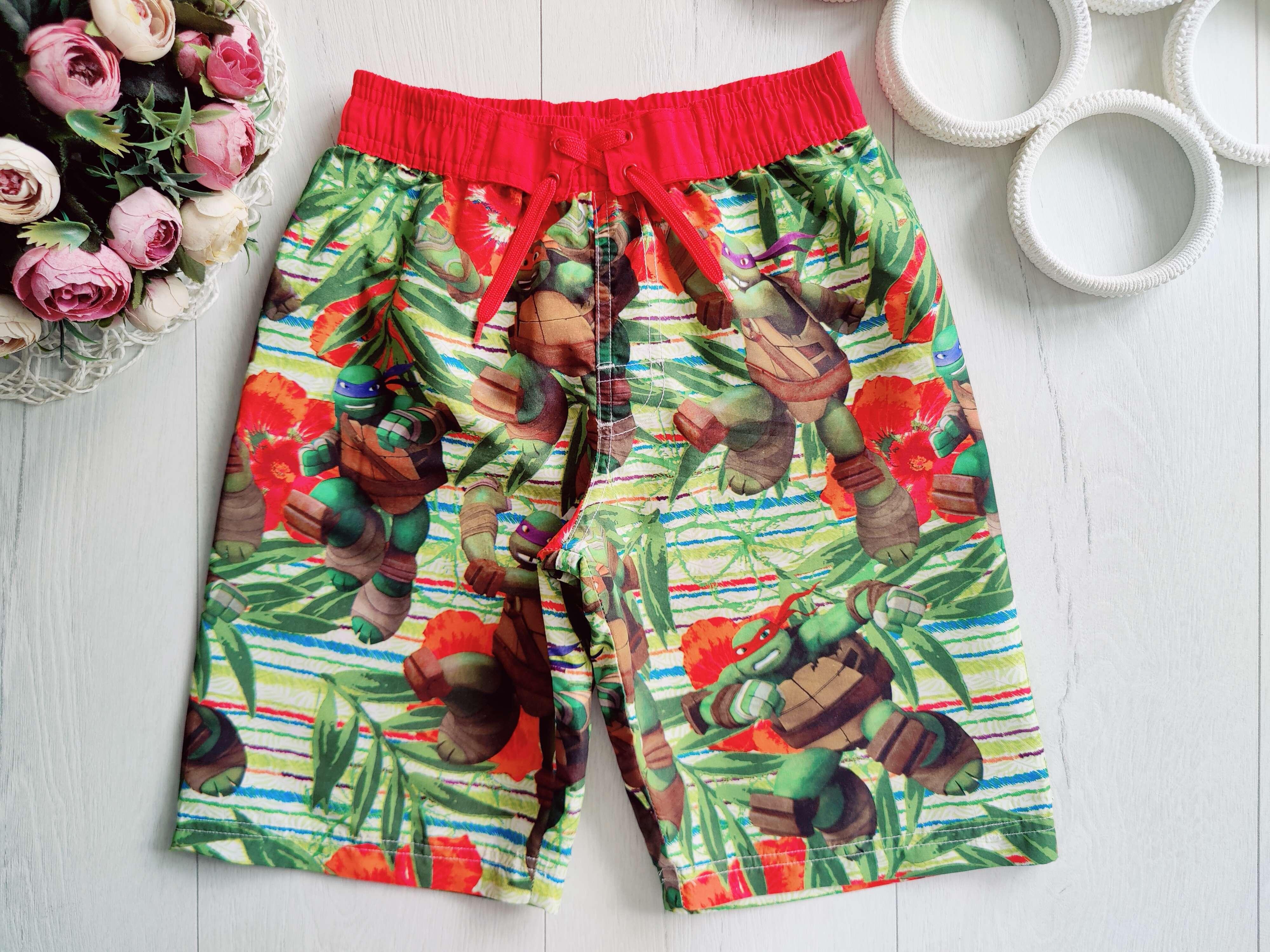 8,9 лет, рост 134 Шорты в черепашках ниндзя