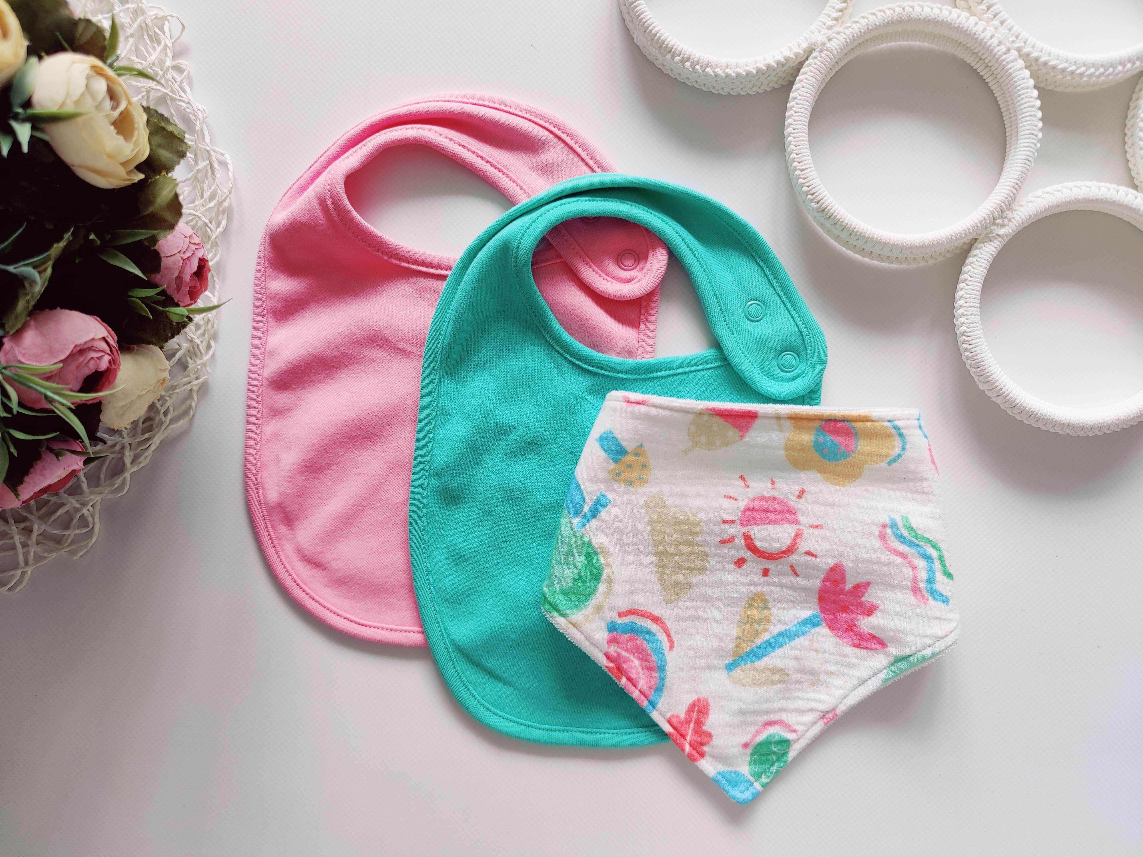 Нові слинявчики нагрудники набором