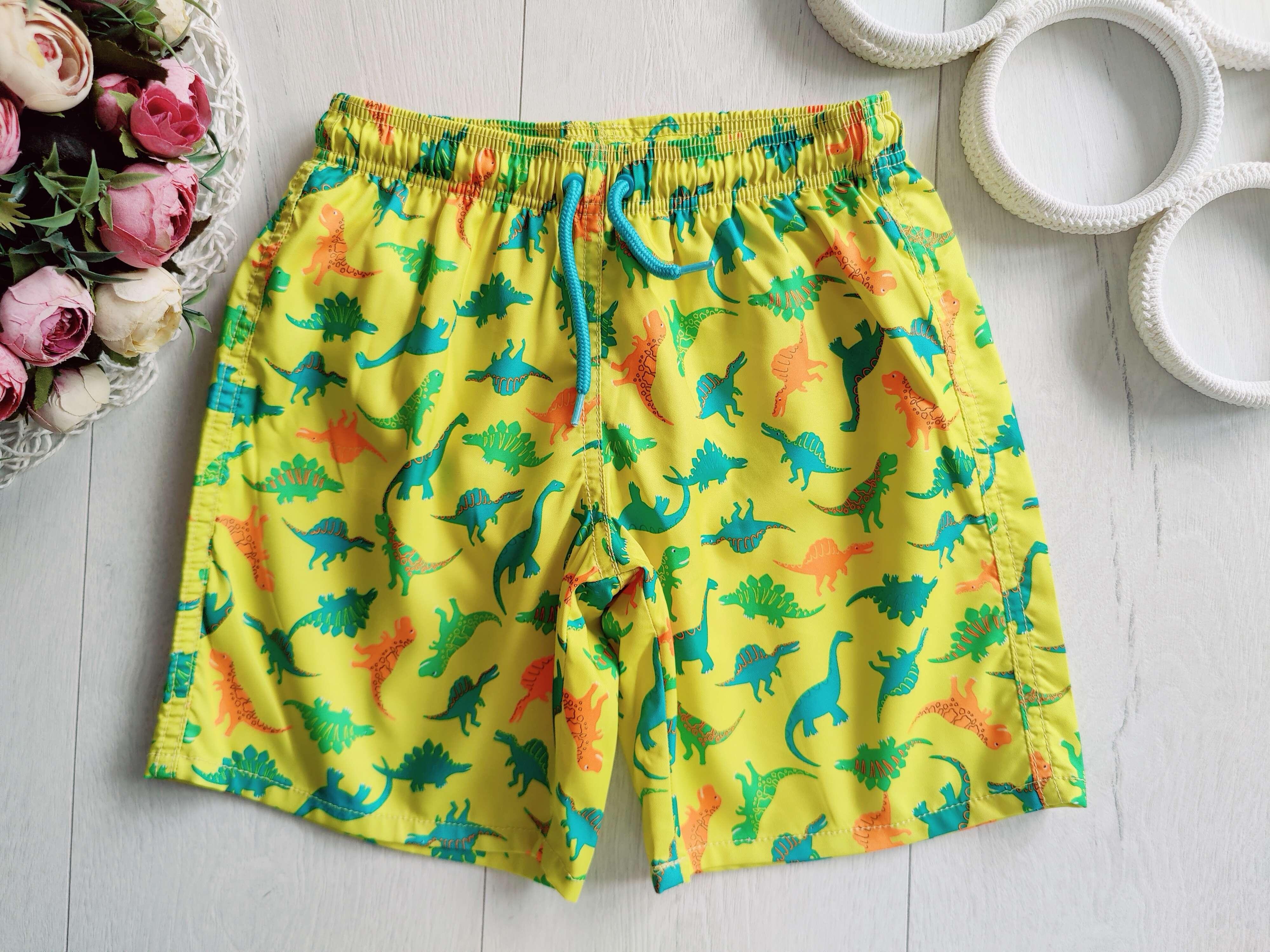 7 років, зріст 122 Шорти в динозаврах