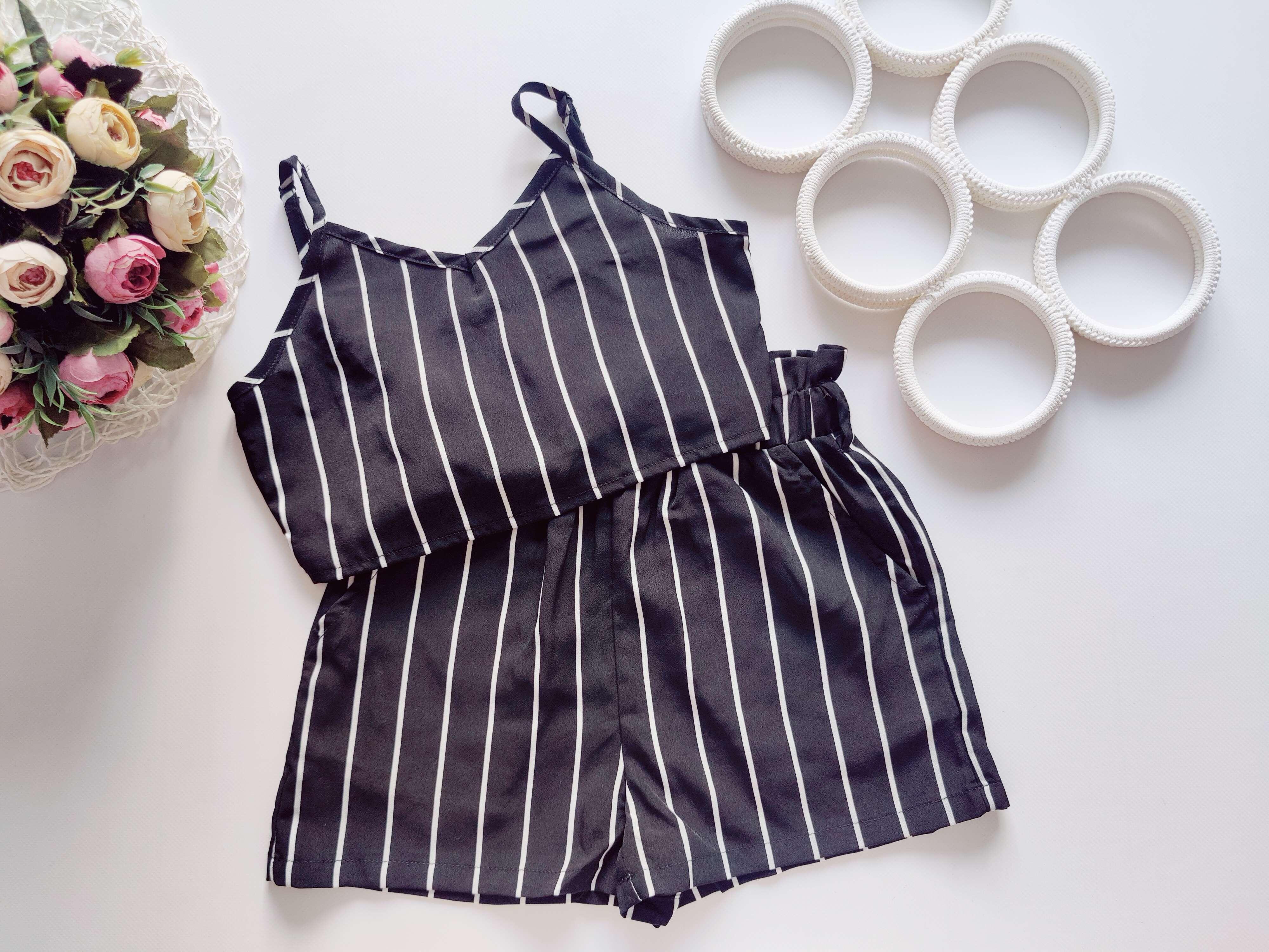 9 років, зріст 134 Легкий літній костюм на літо