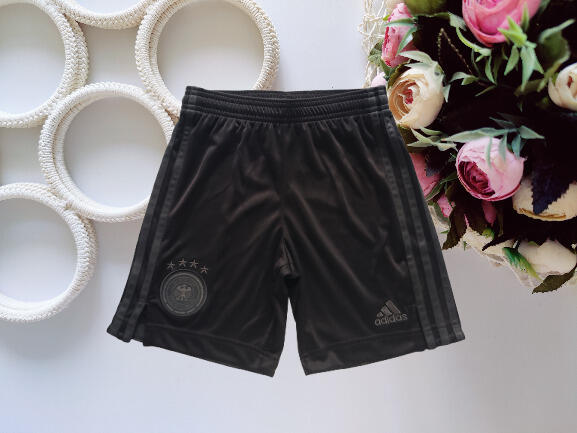 9,10 років, зріст 140 Спортивні шорти