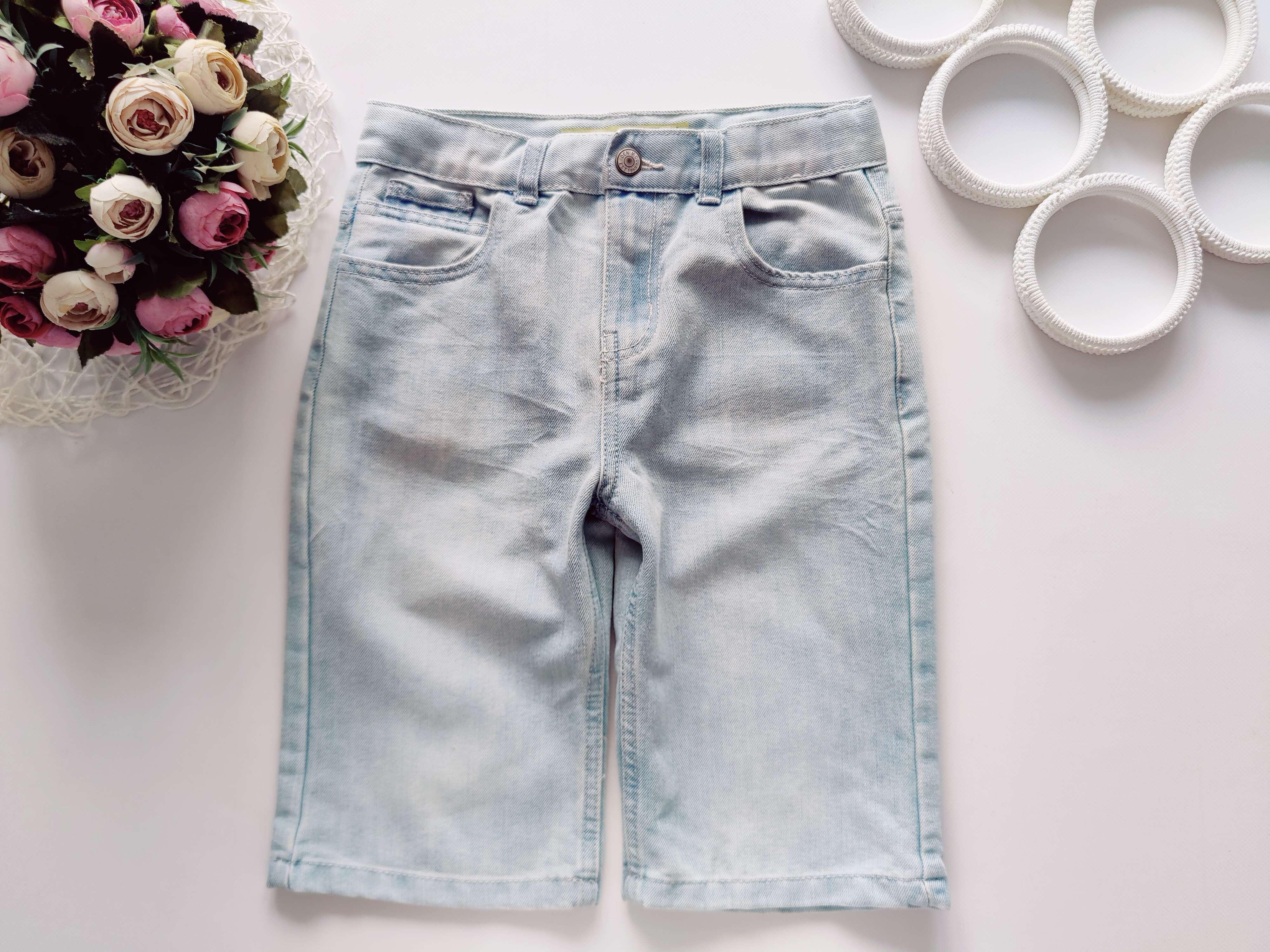 10,11 лет, рост 146 Голубые джинсовые шорты