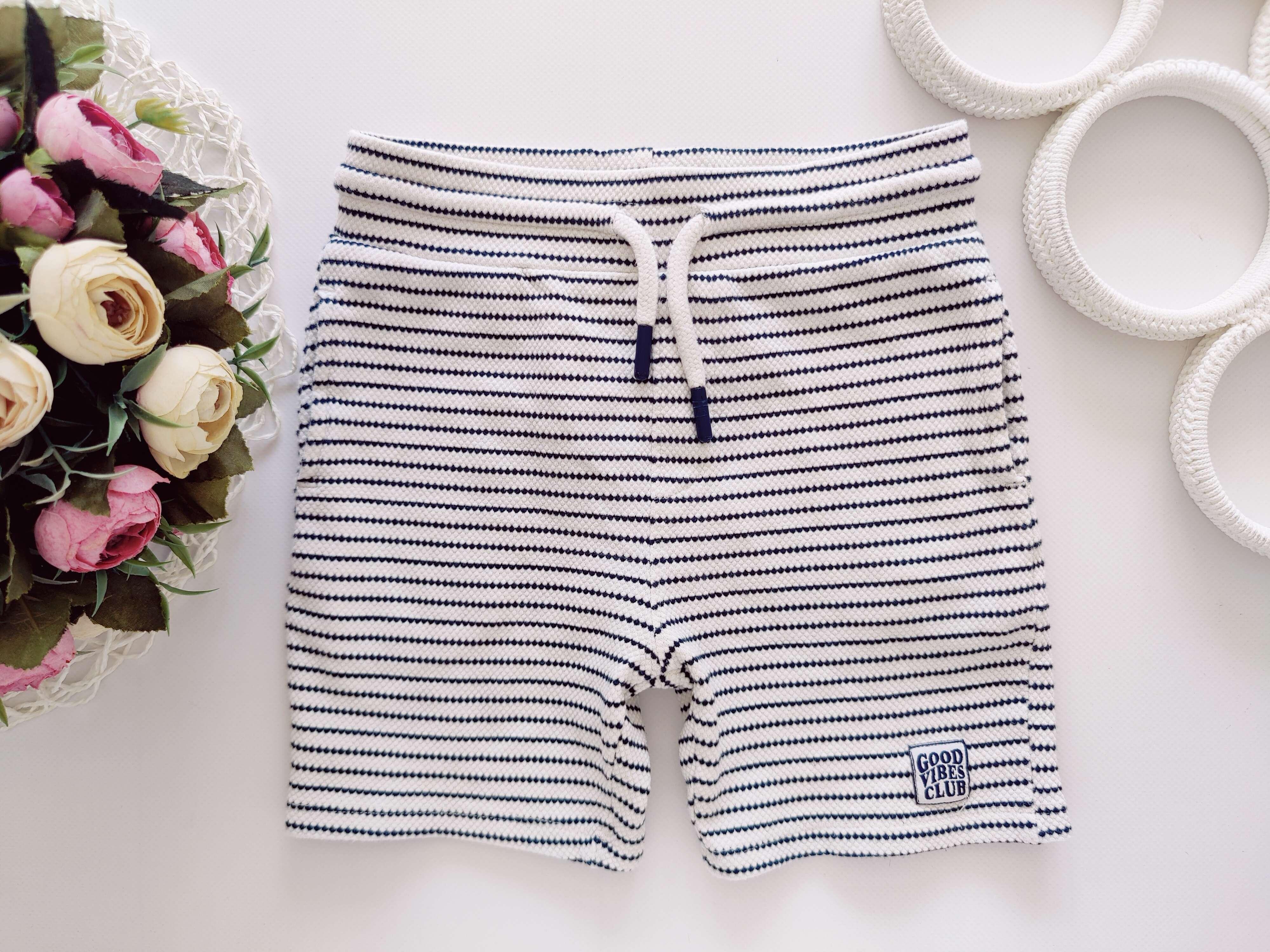 3,4 года, рост 104 Красивые шорты