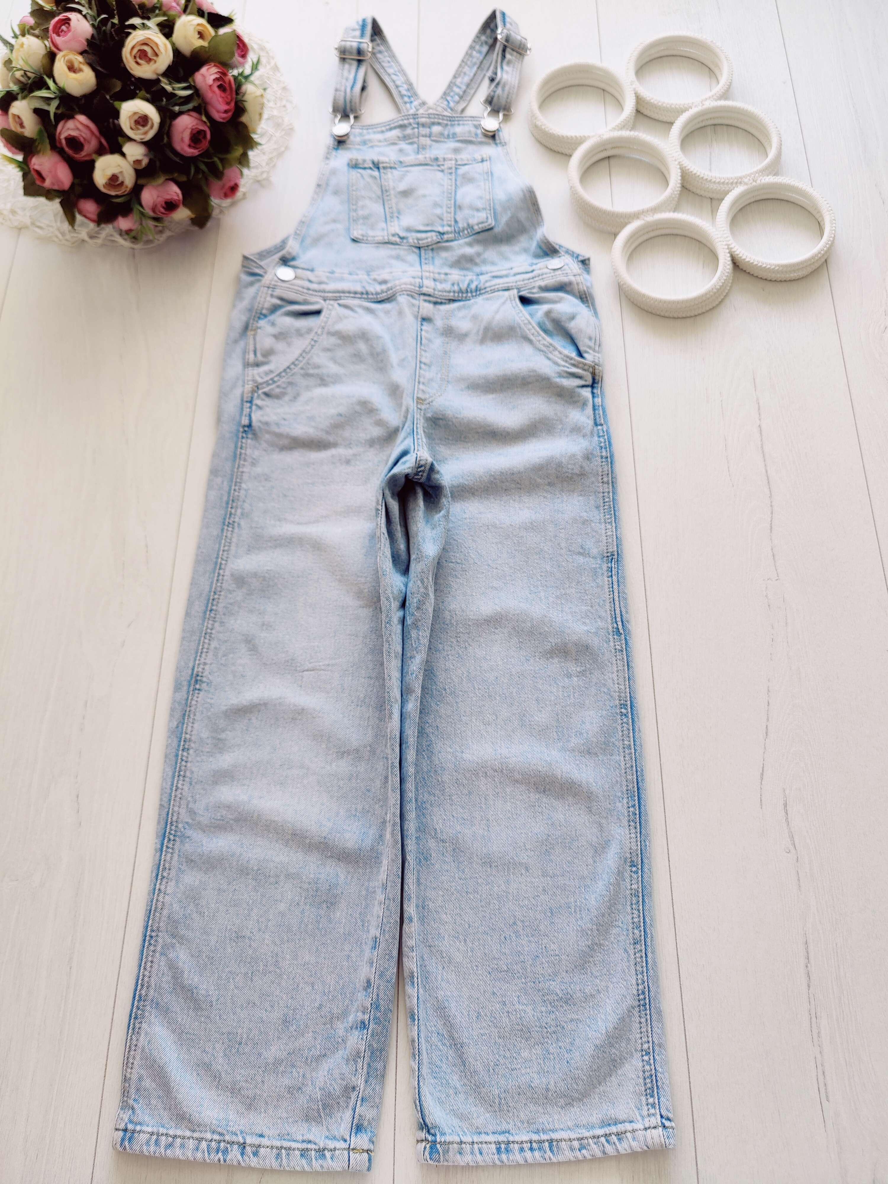 6,7 лет, рост 122 Голубой джинсовый комбинезон