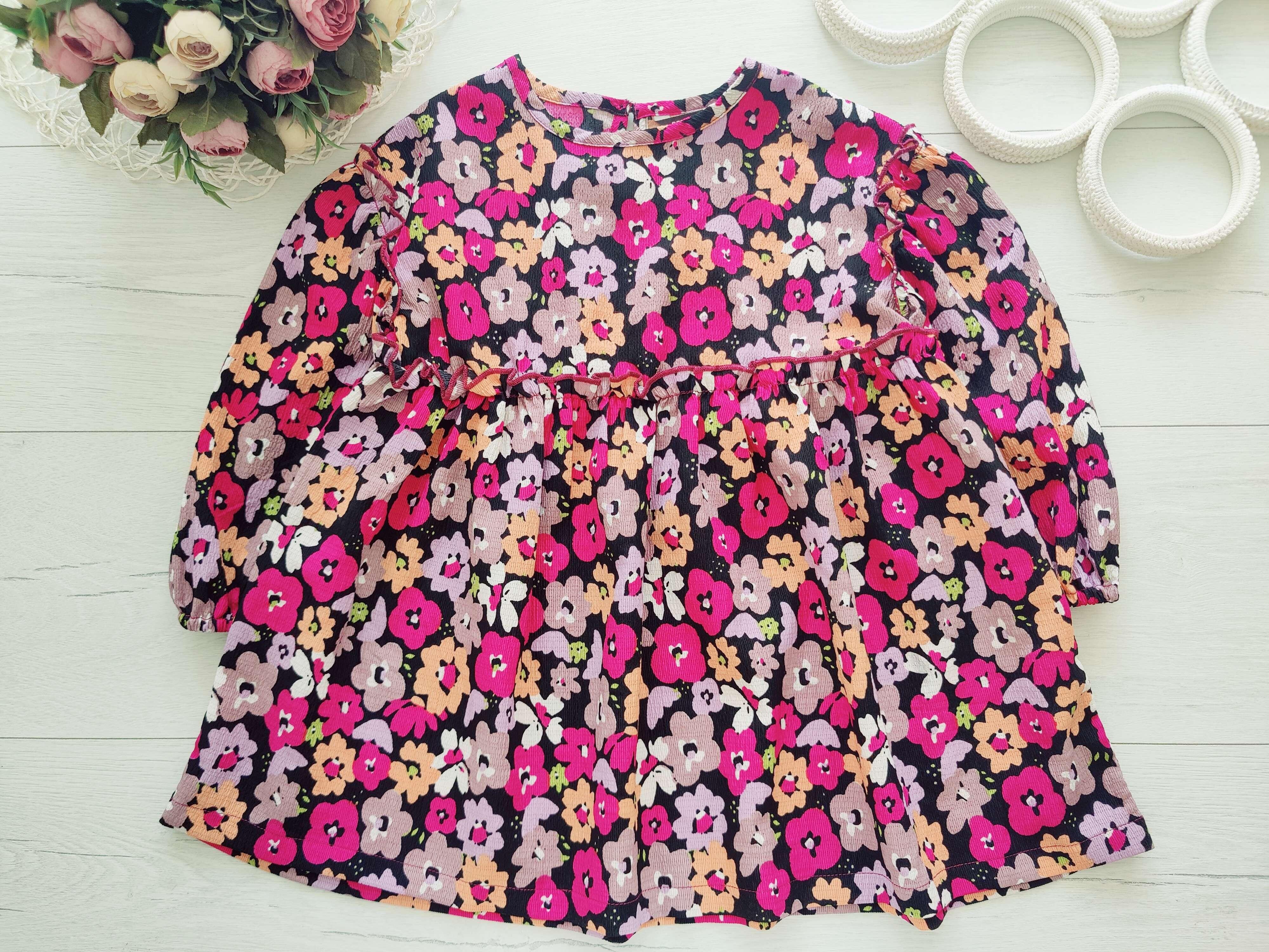 4,5 лет, рост 104,110 Легкое цветочное платье с рукавми