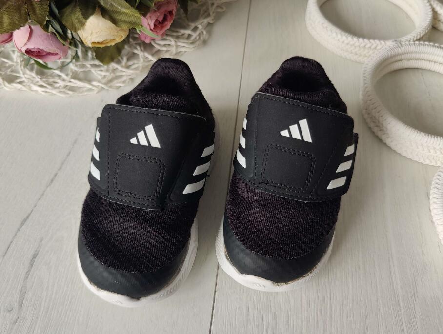 20 (12,5 см) Легкі кросівки на липучках