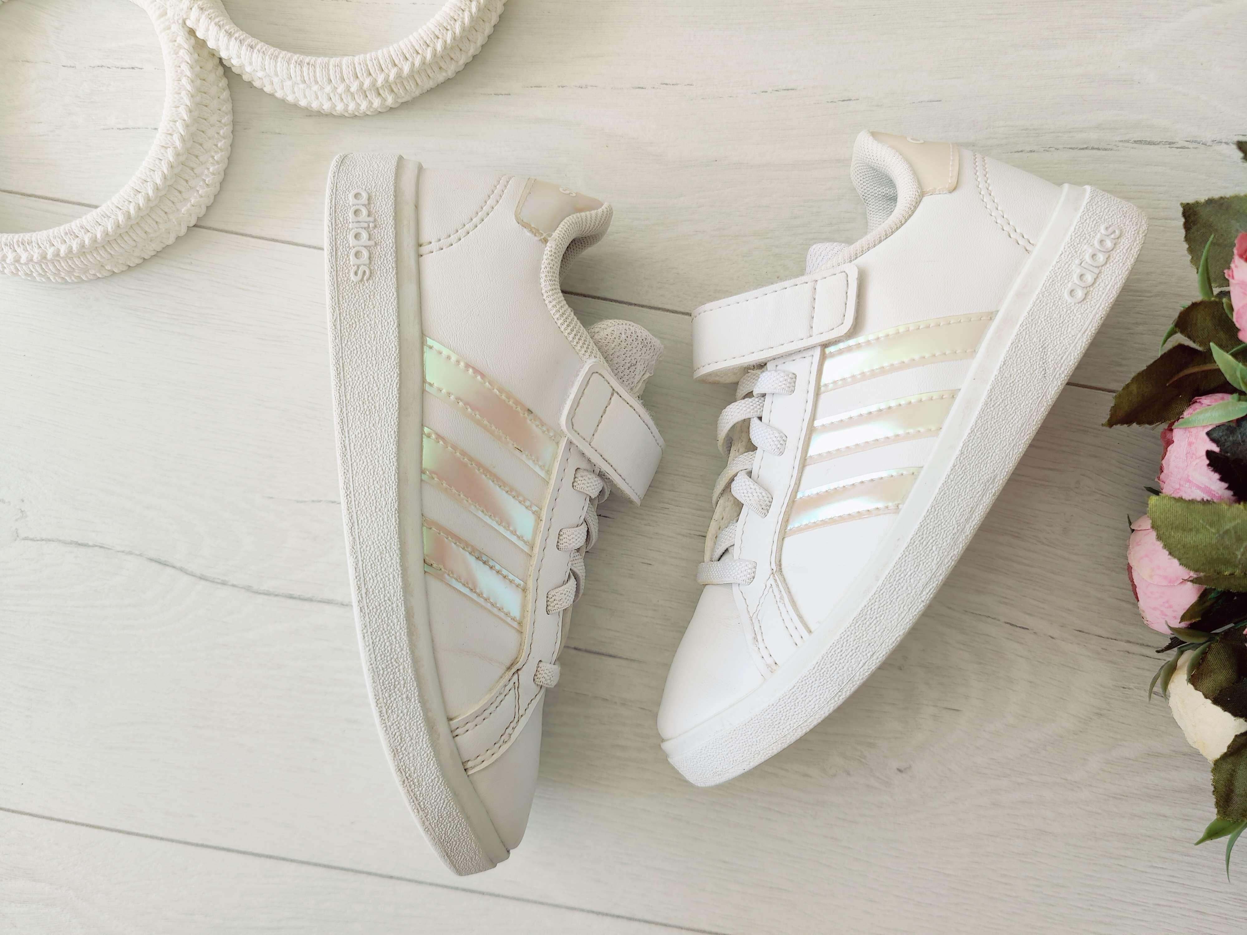 29 (18,5 см) Белые кожаные кроссовки на липучках