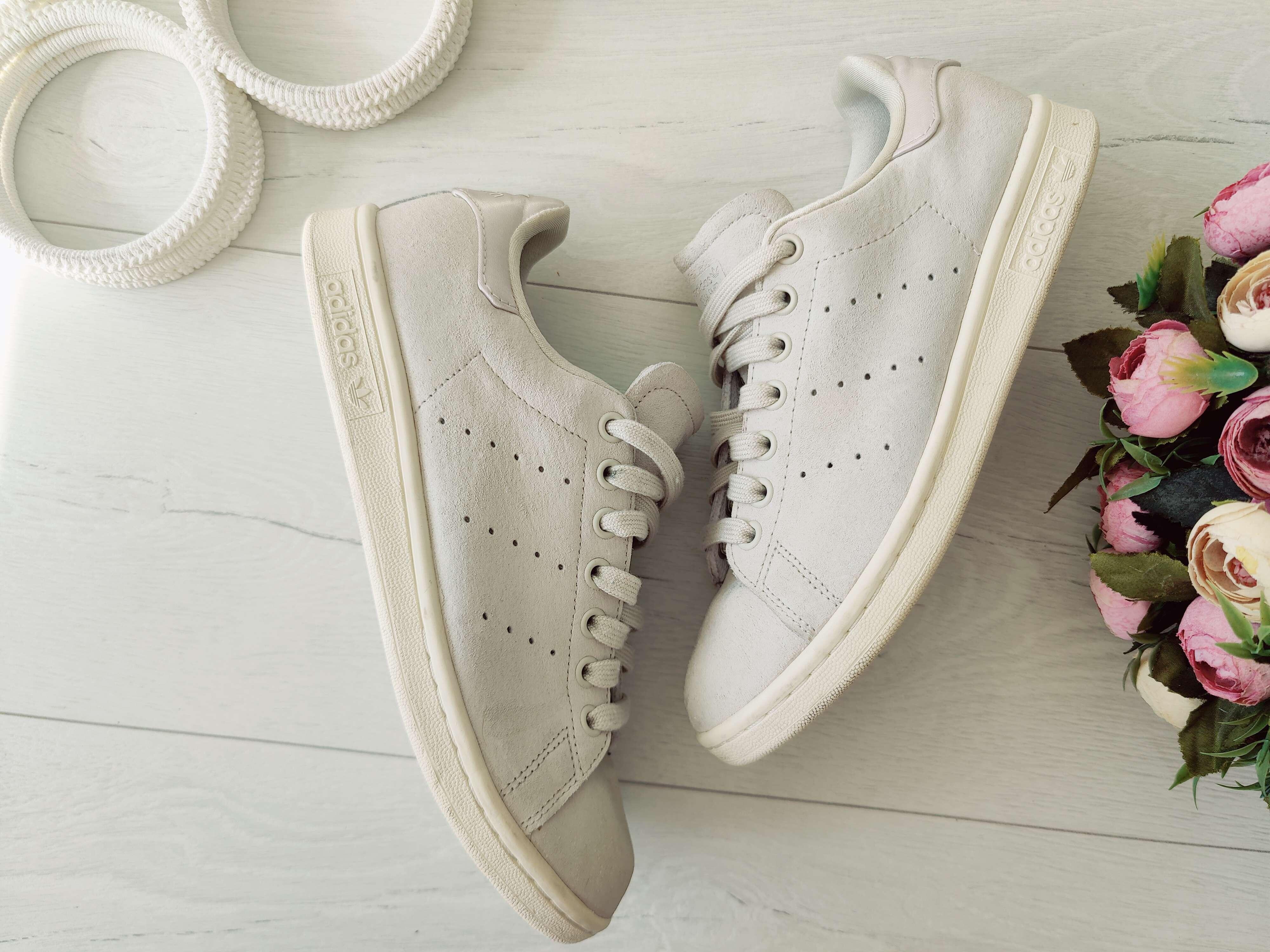 39,5 (25 см) Замшеві кросівки