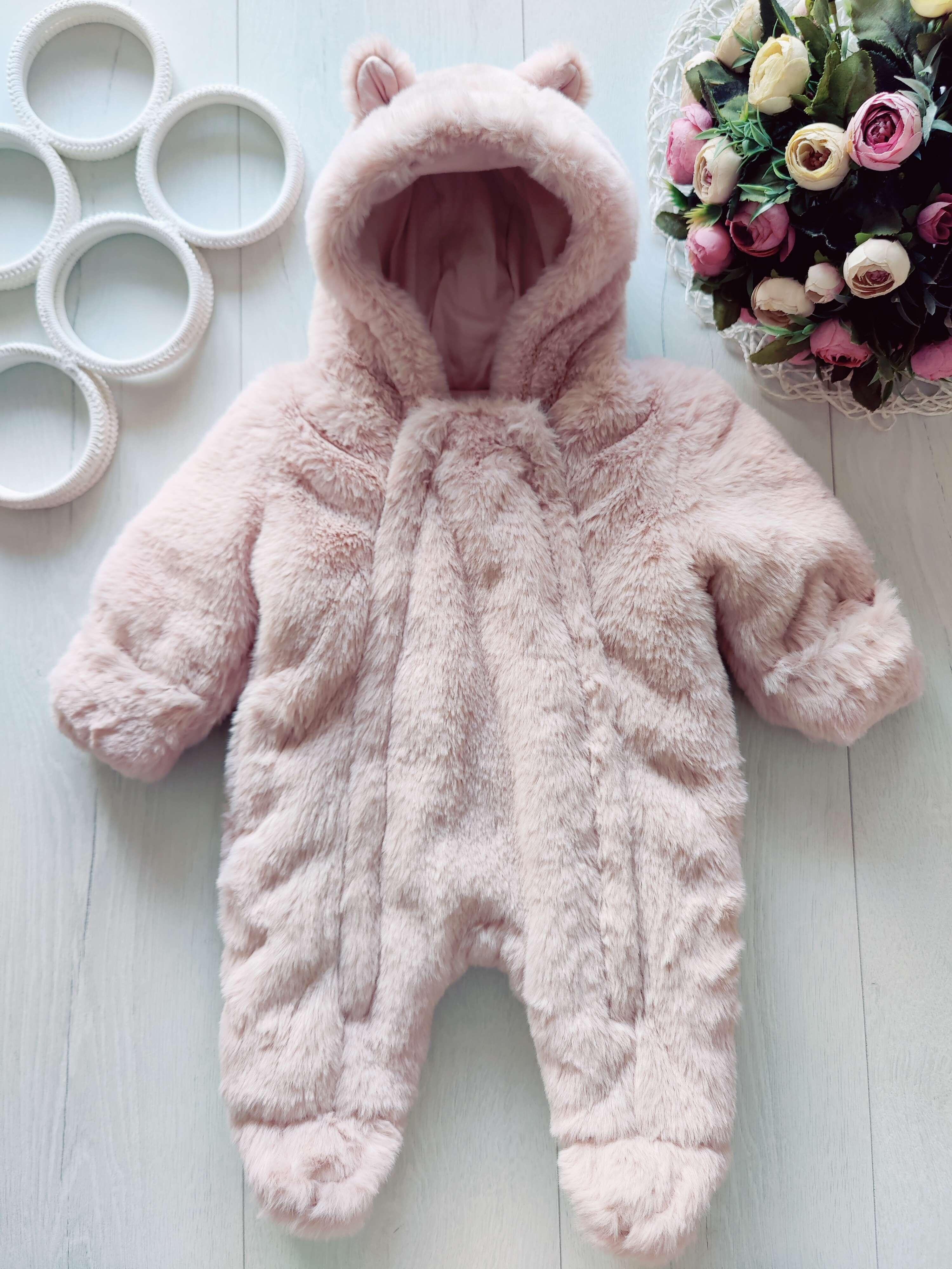 Теплый комбинезон на ситепоне для новорожденной