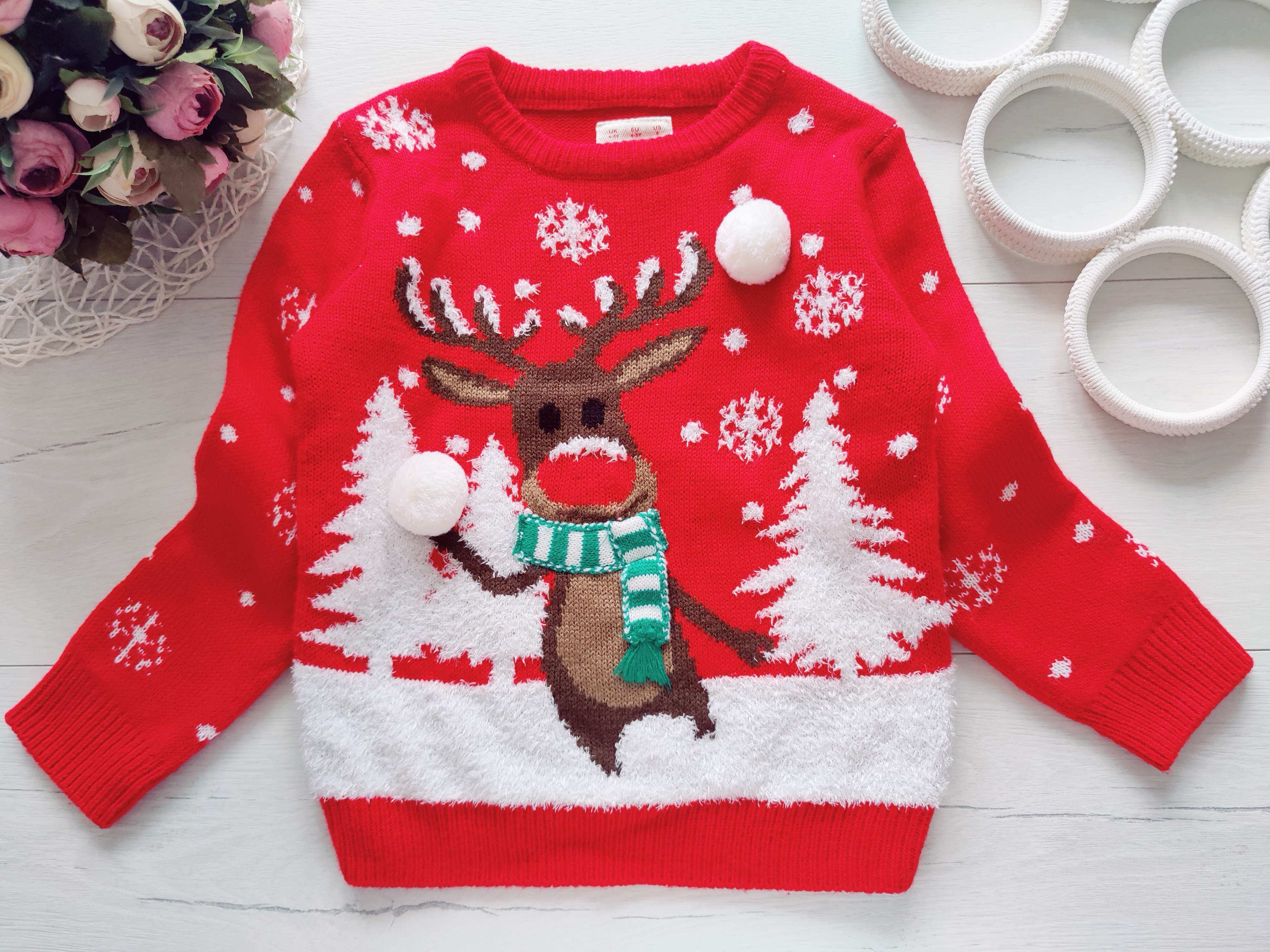 4,5 років, зріст 110 Червоний новорічний дитячий светр з оленем світиться