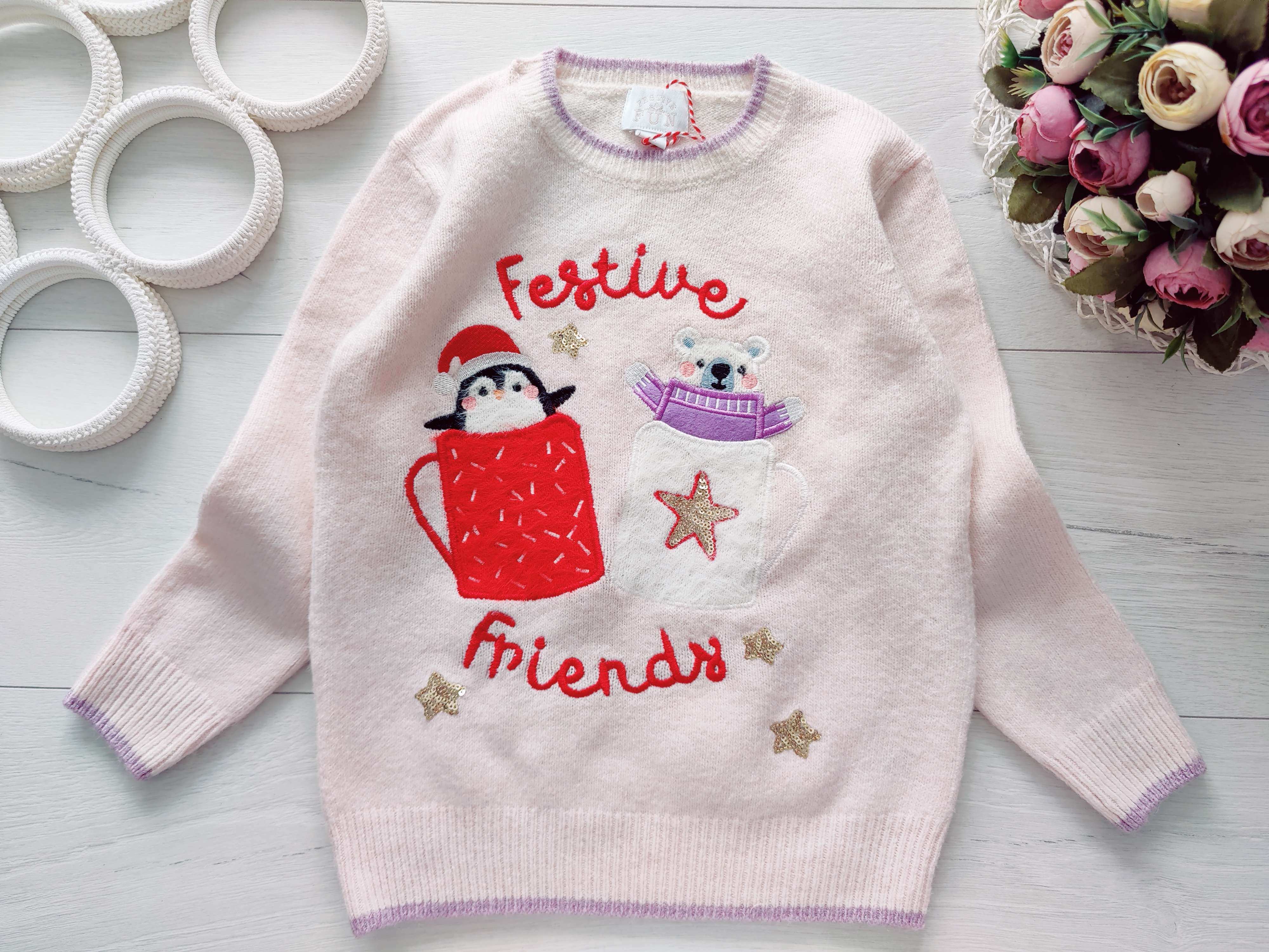 4,5 лет, рост 104,110 Свитер для девочки