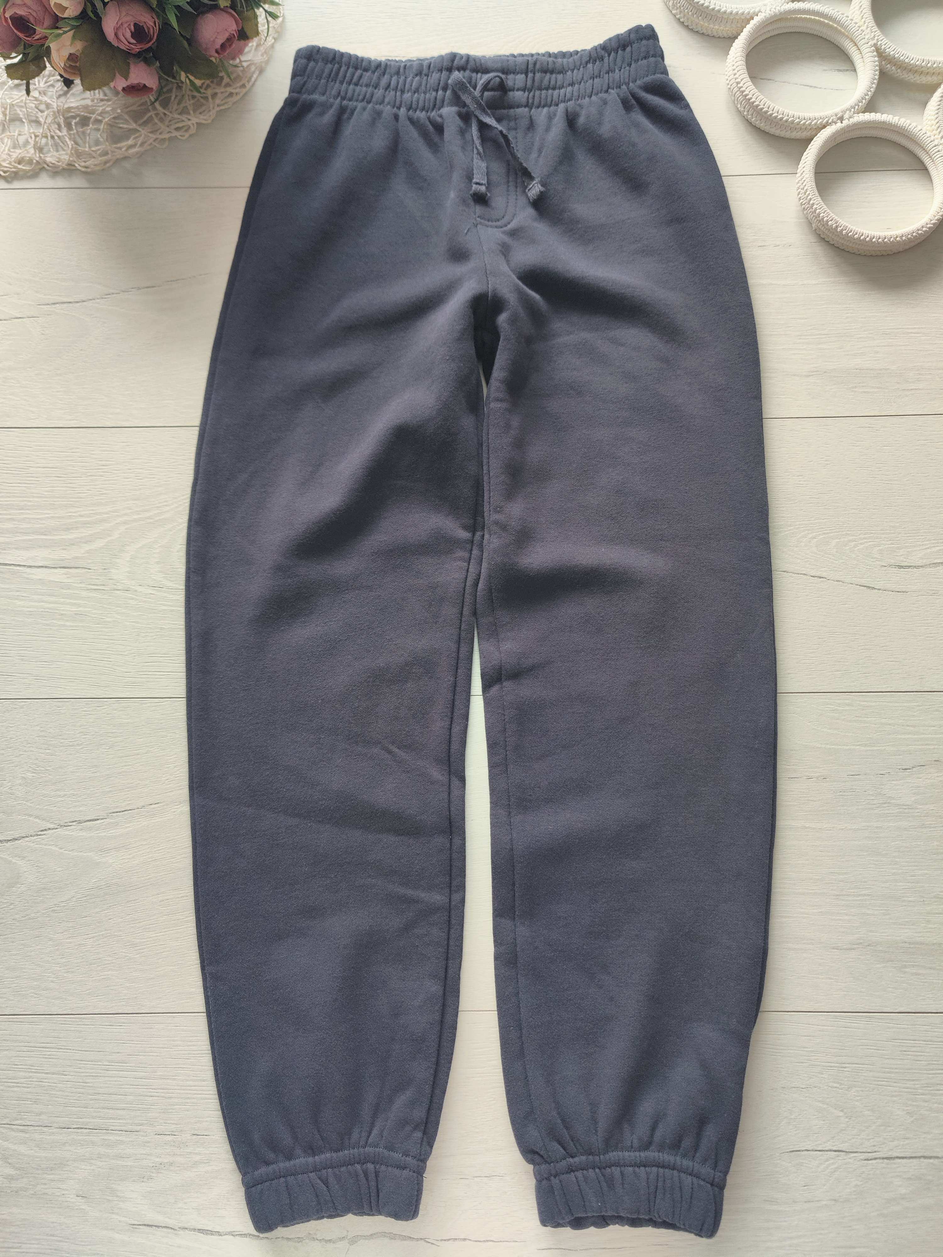 9 лет, рост 134 Штаны на флисе споривные