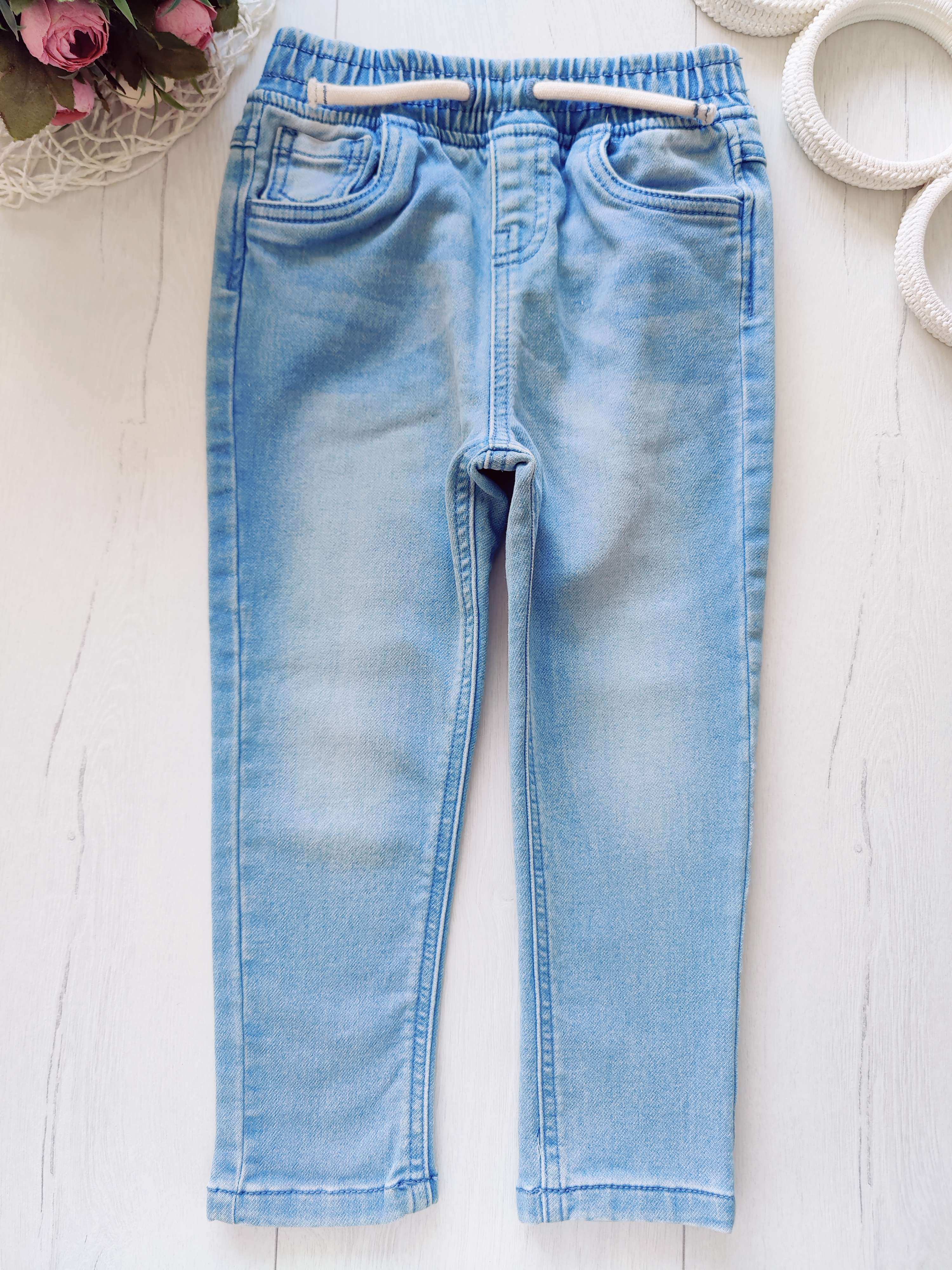 2,3 роки, зріст 98 М'які блакитні джинси на гумці