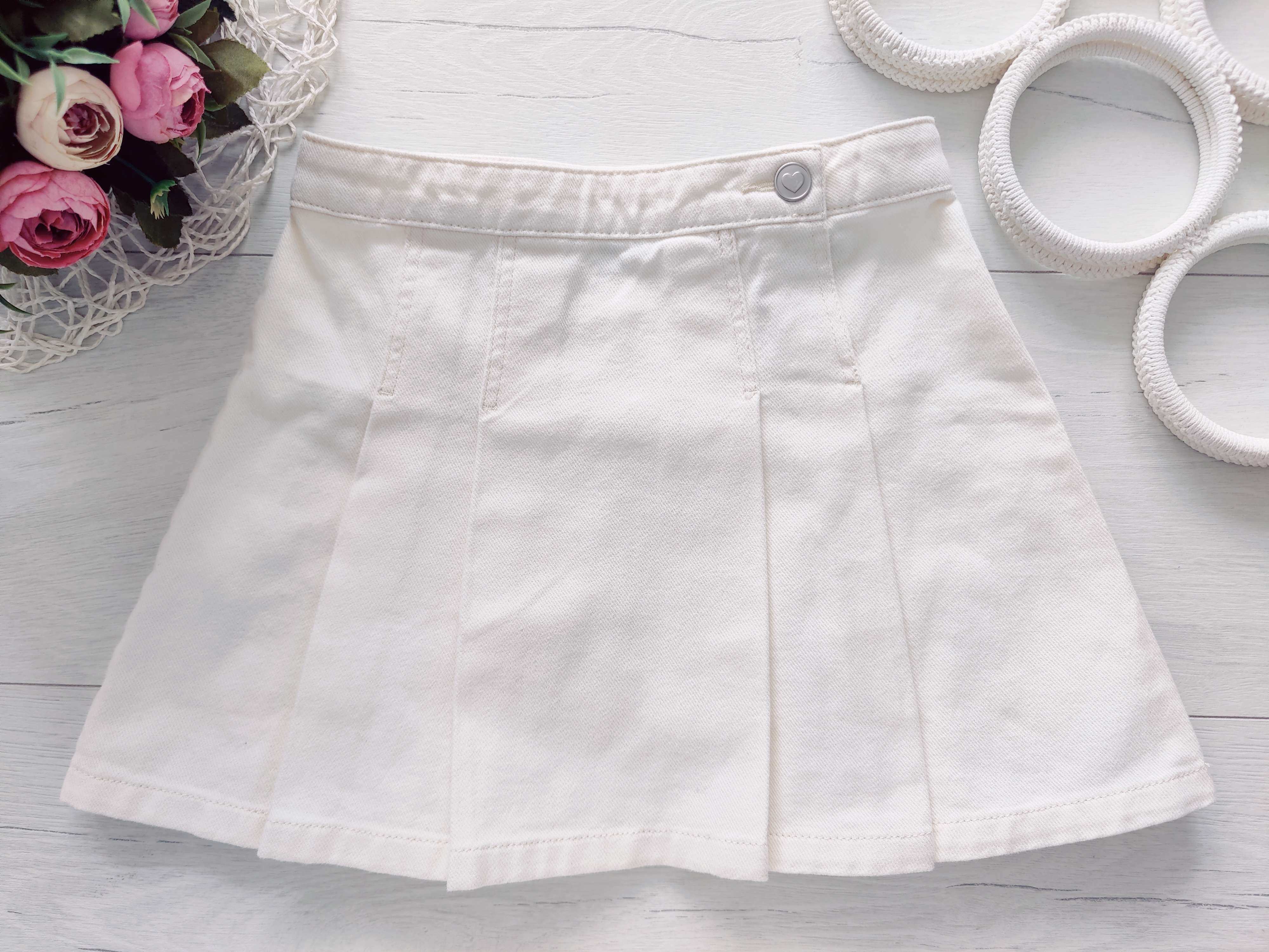 6,7 лет, рост 122 Светлая детская юбка в складку
