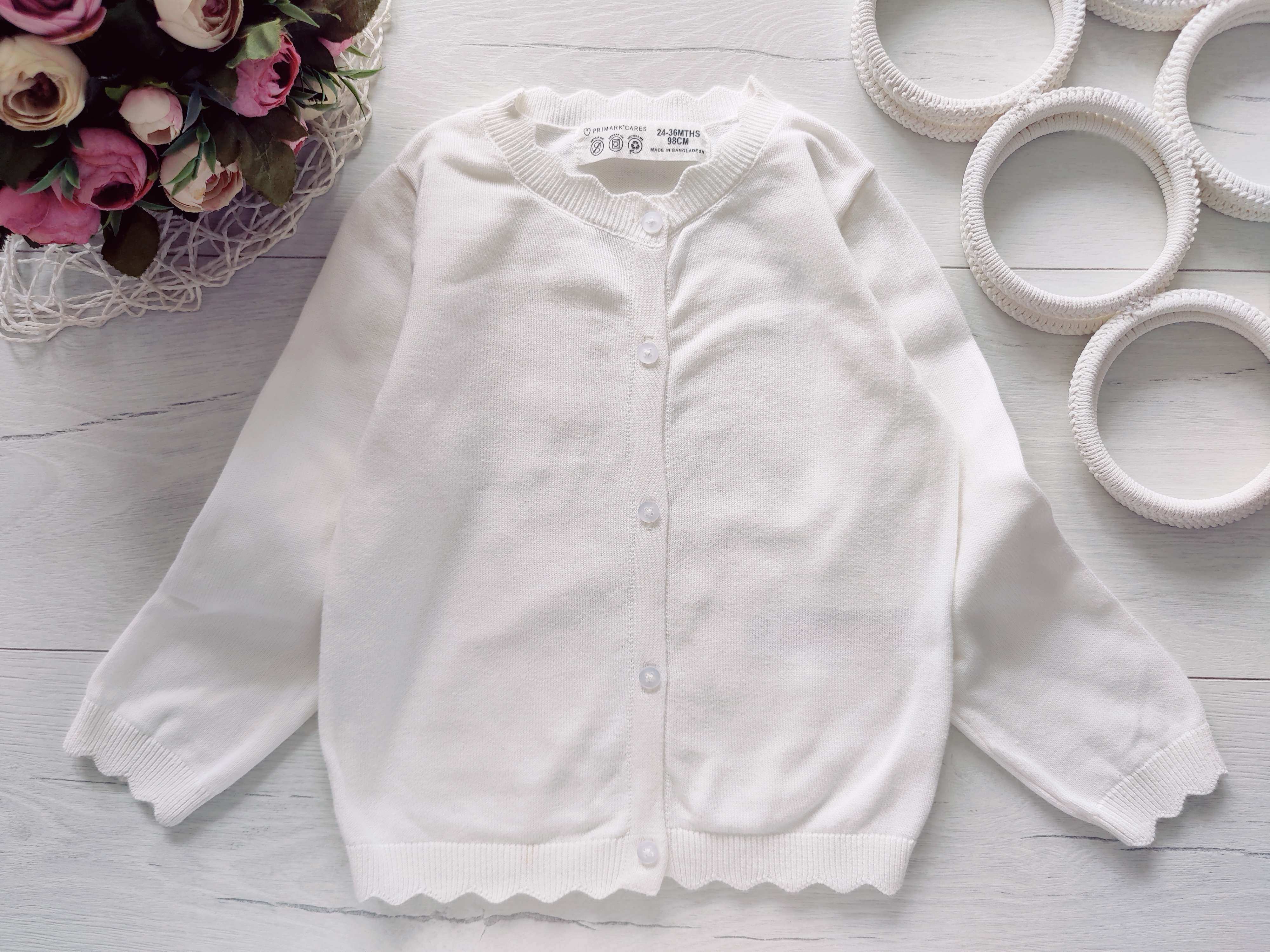 2,3 года, рост 98 Белая кофта кото