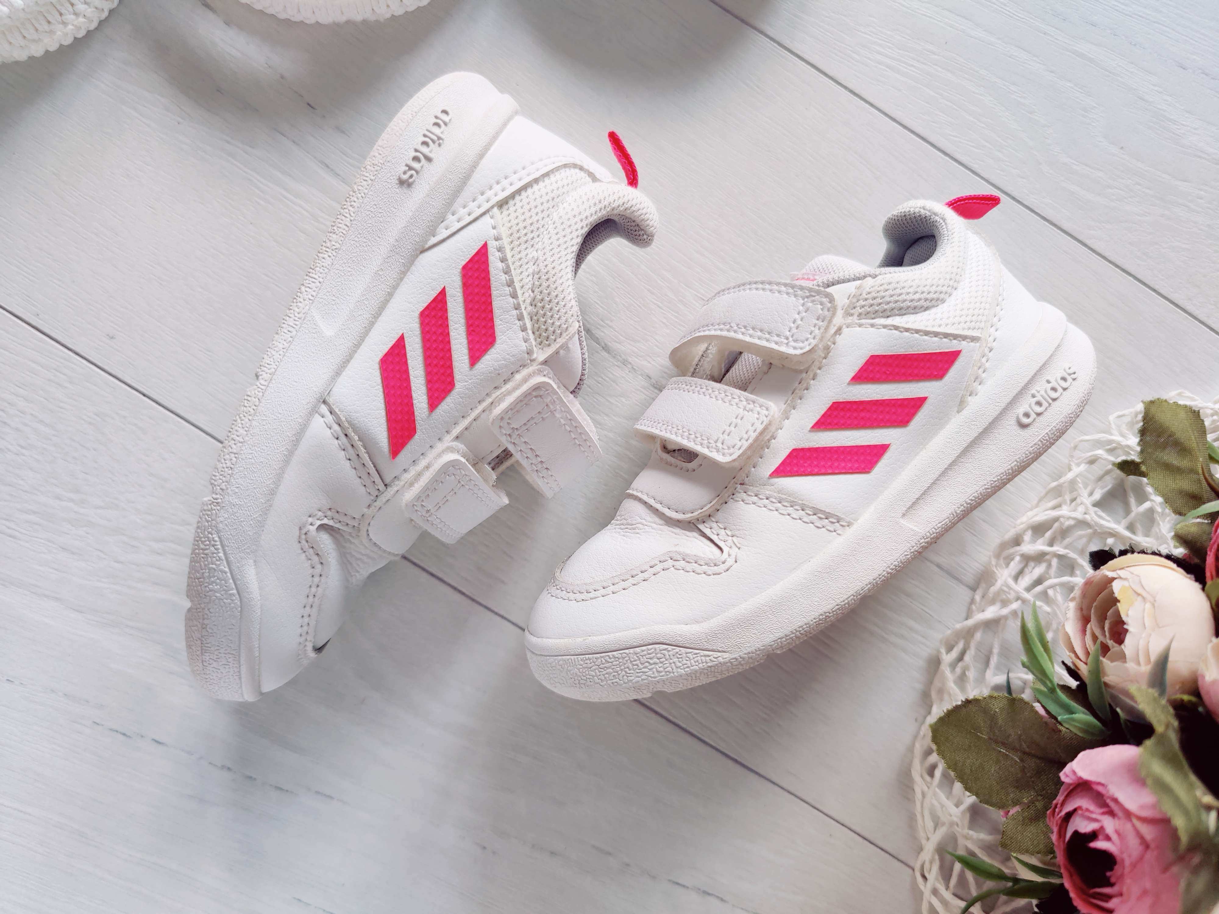 24 (15,5 см) Кожаные кроссовки на липучках для девочки