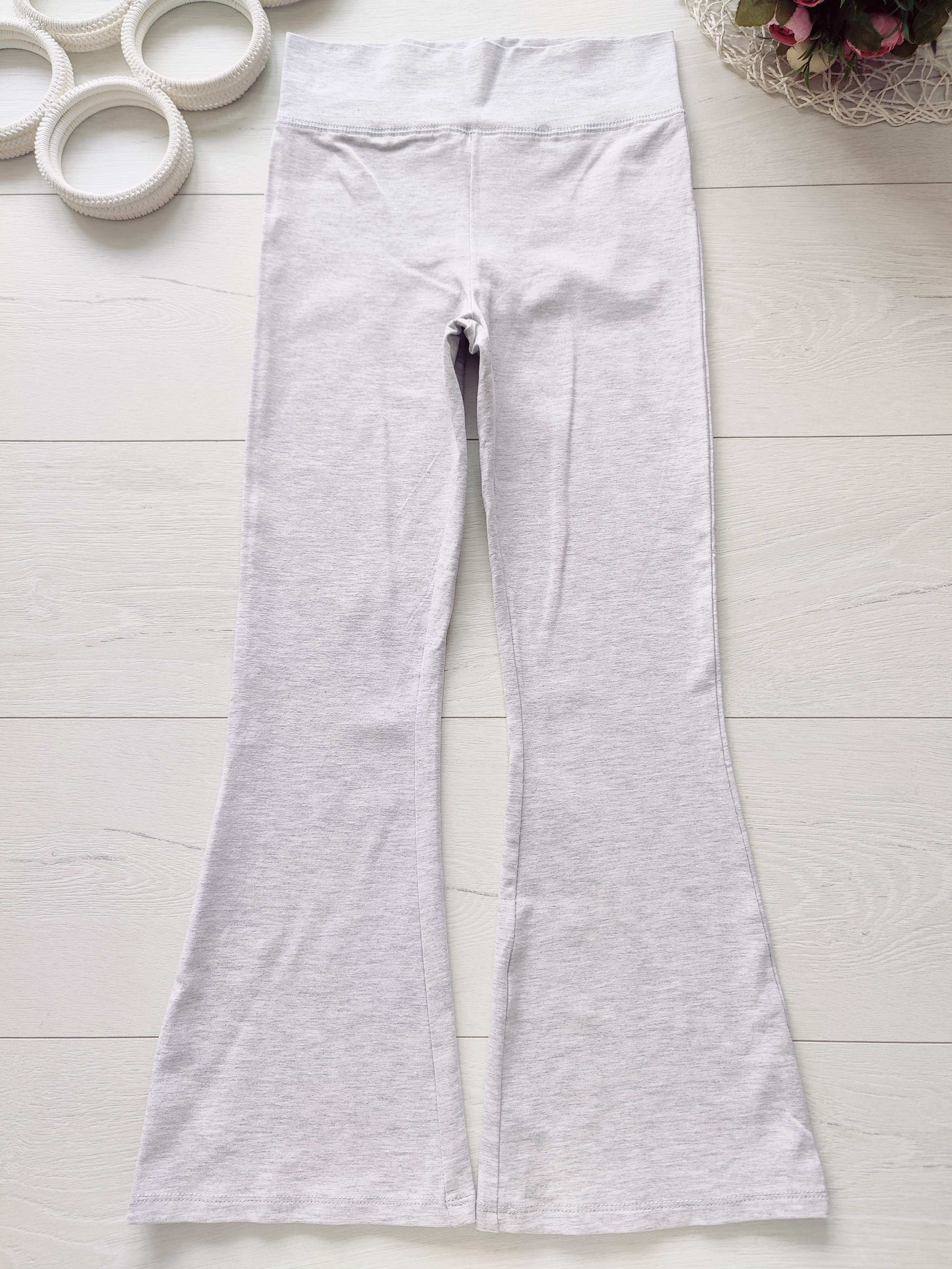 8,9 років, зріст 134 Трикотажні штани кльош